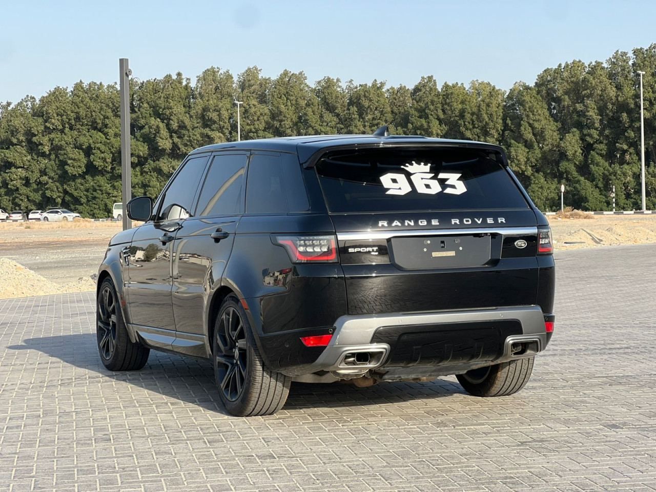 Range Rover Sport - Image 3