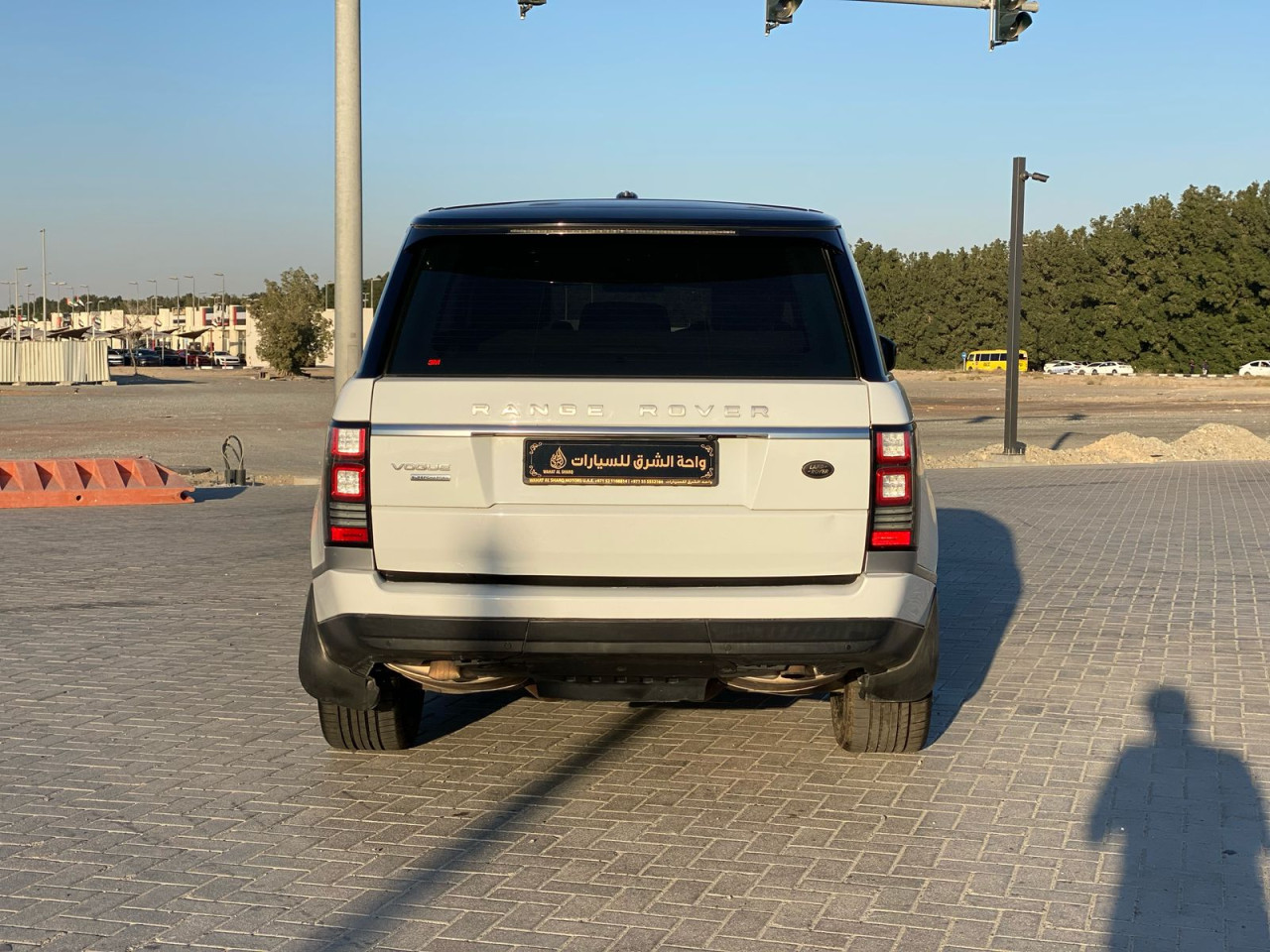 Land Rover LR4 - Image 7