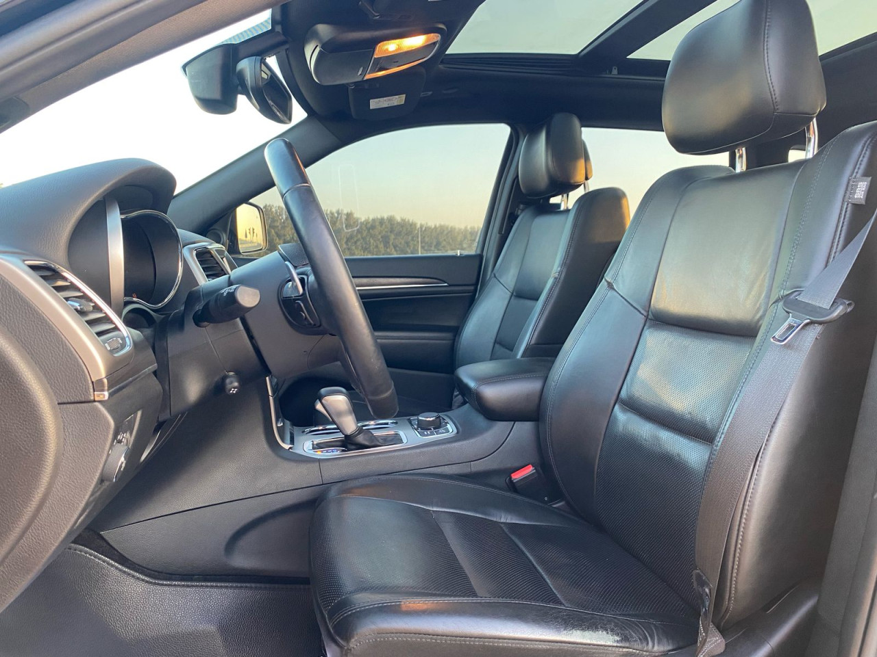 Jeep Cherokee - Image 8