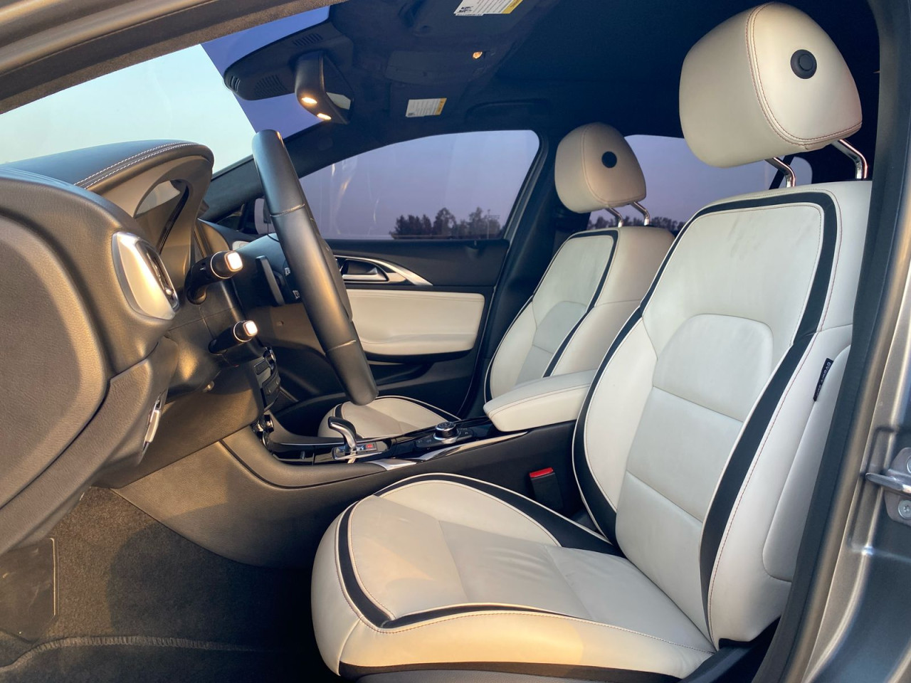 Infiniti Q30 - Image 9