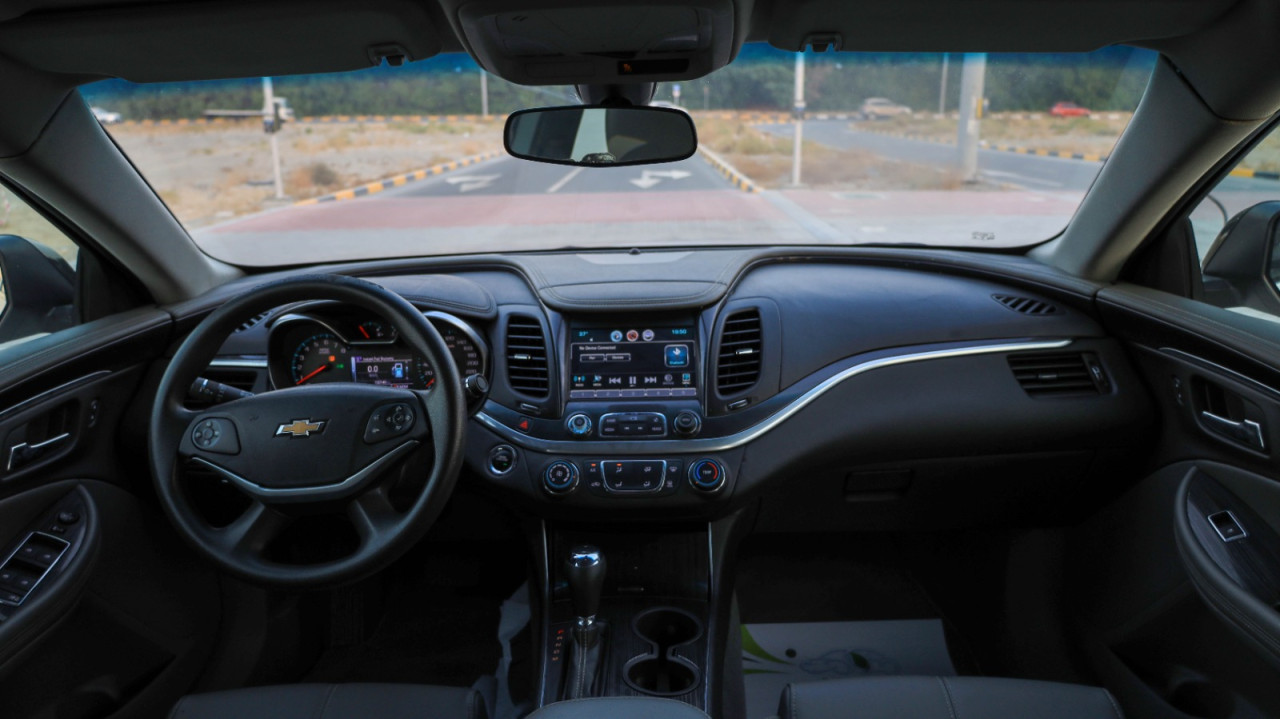 Chevrolet Impala - Image 11