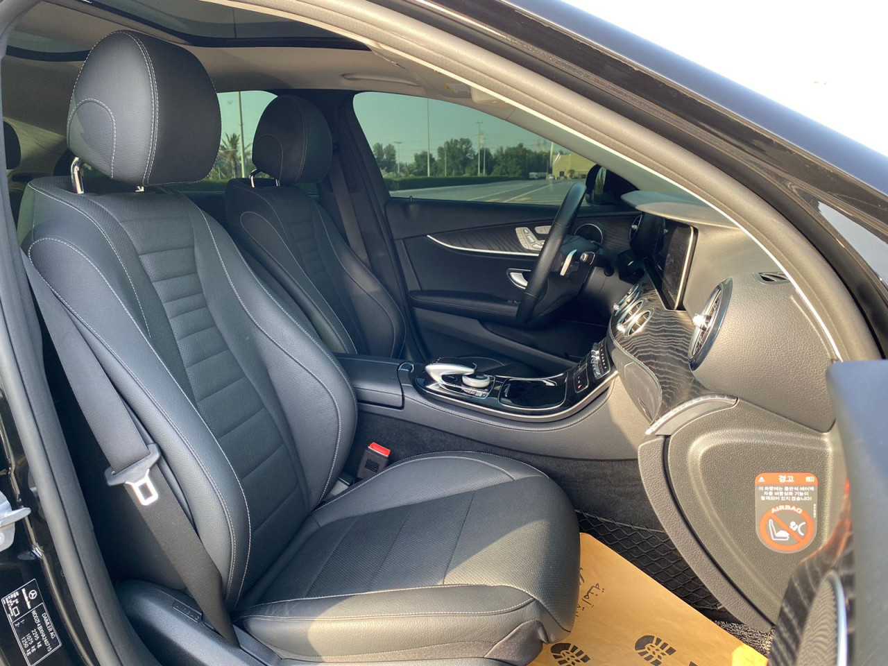 Mercedes Benz E-Class - Image 12