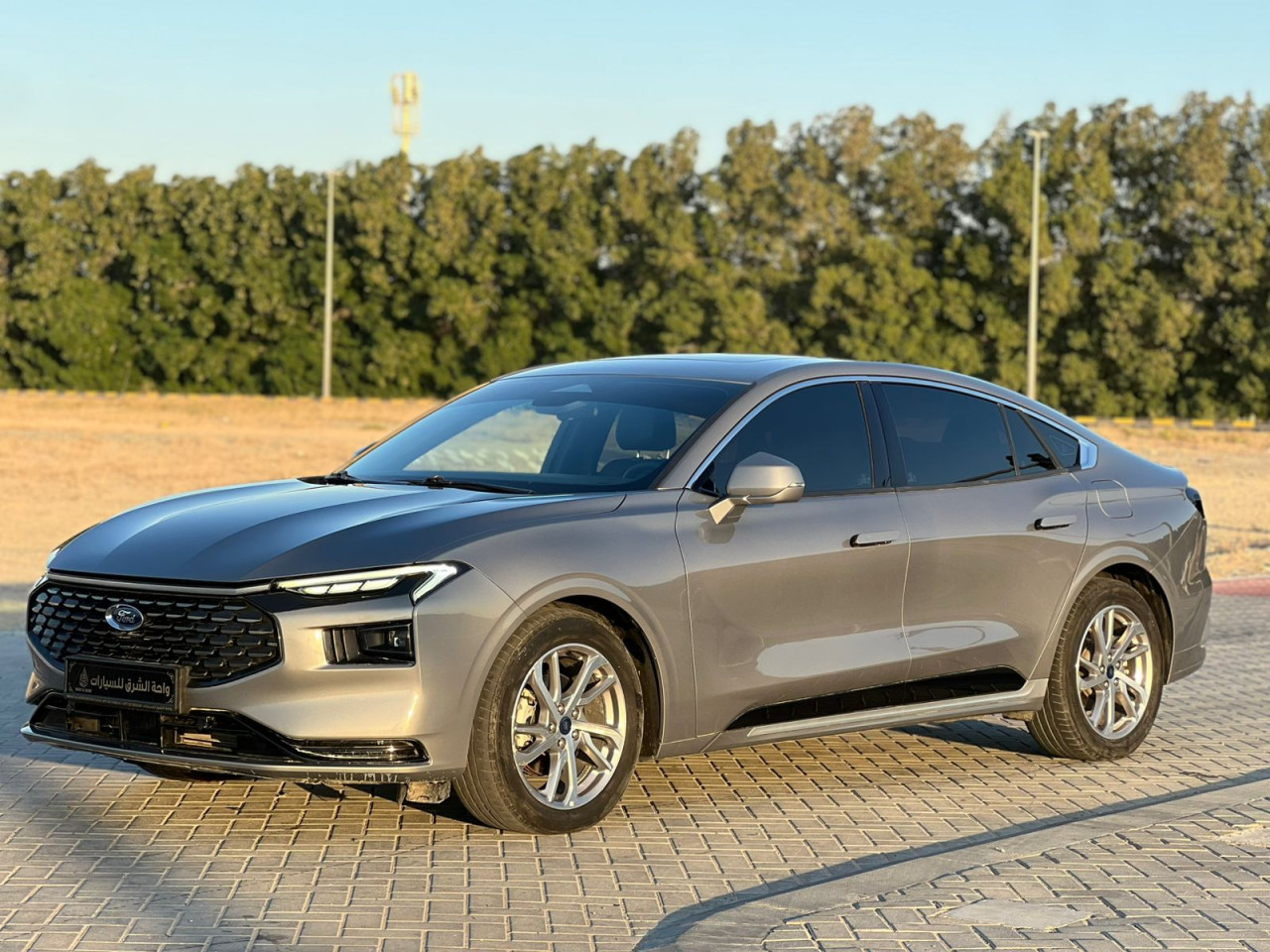 Ford Taurus - Image 8