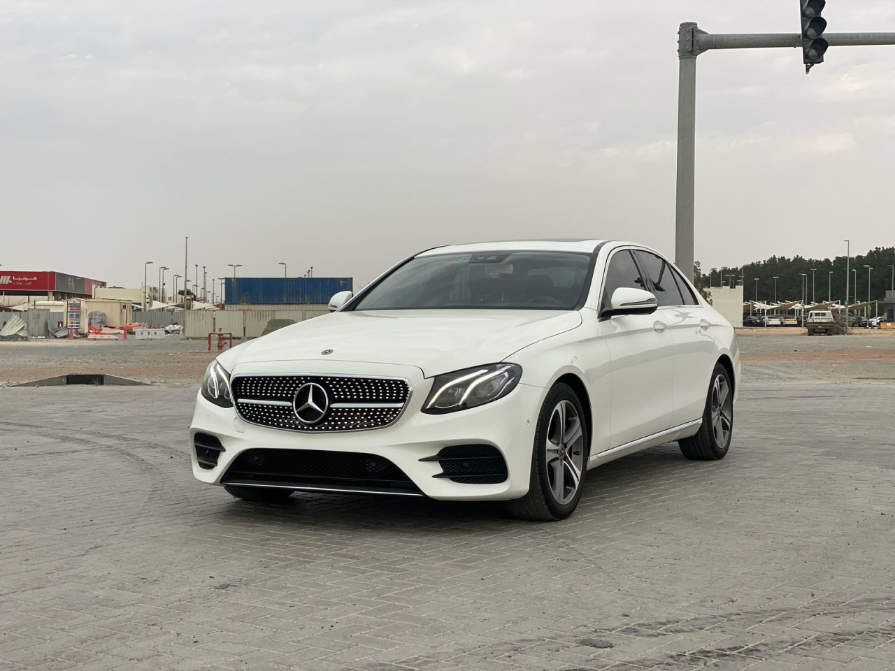 Mercedes Benz E-Class - Image 3