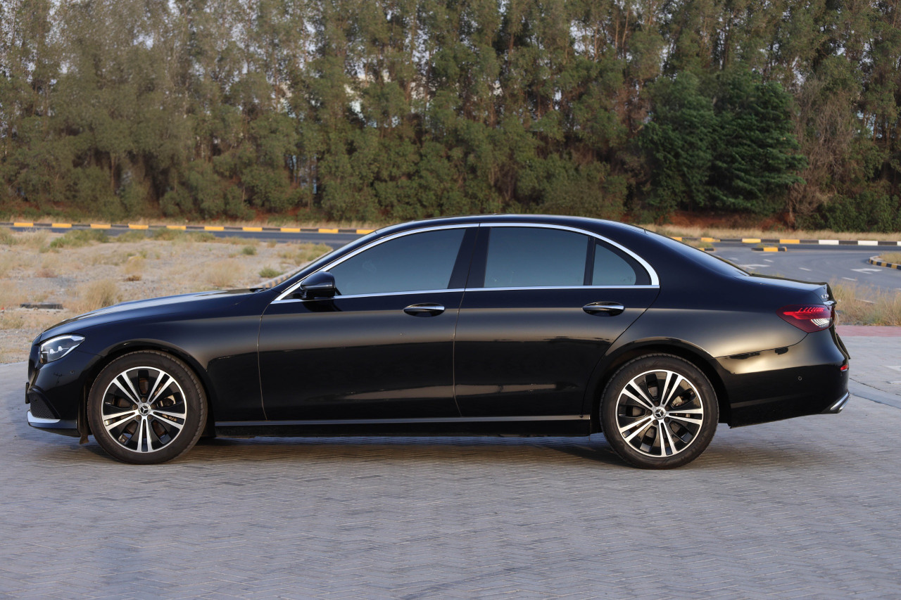 Mercedes Benz E-Class - Image 9