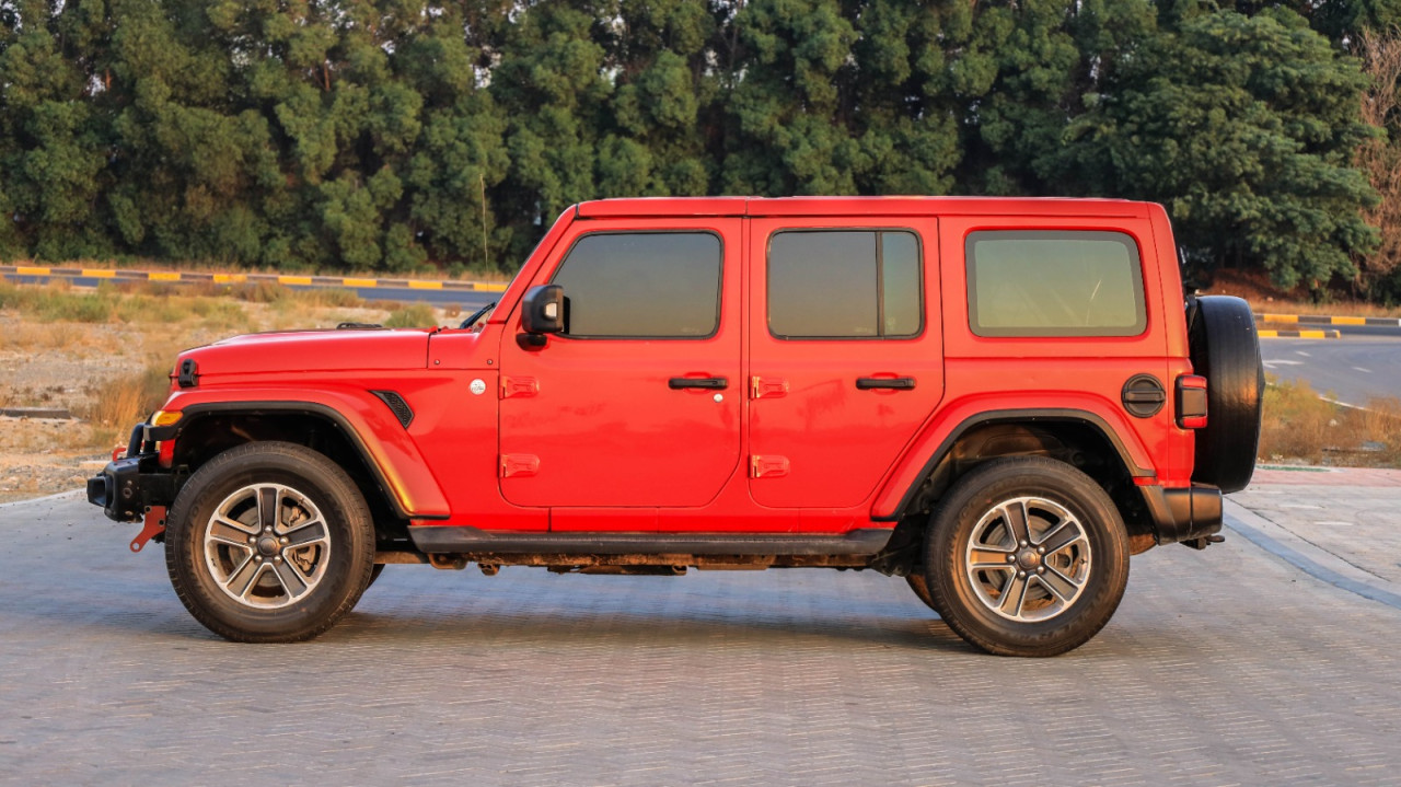 Jeep Sahara - Image 8