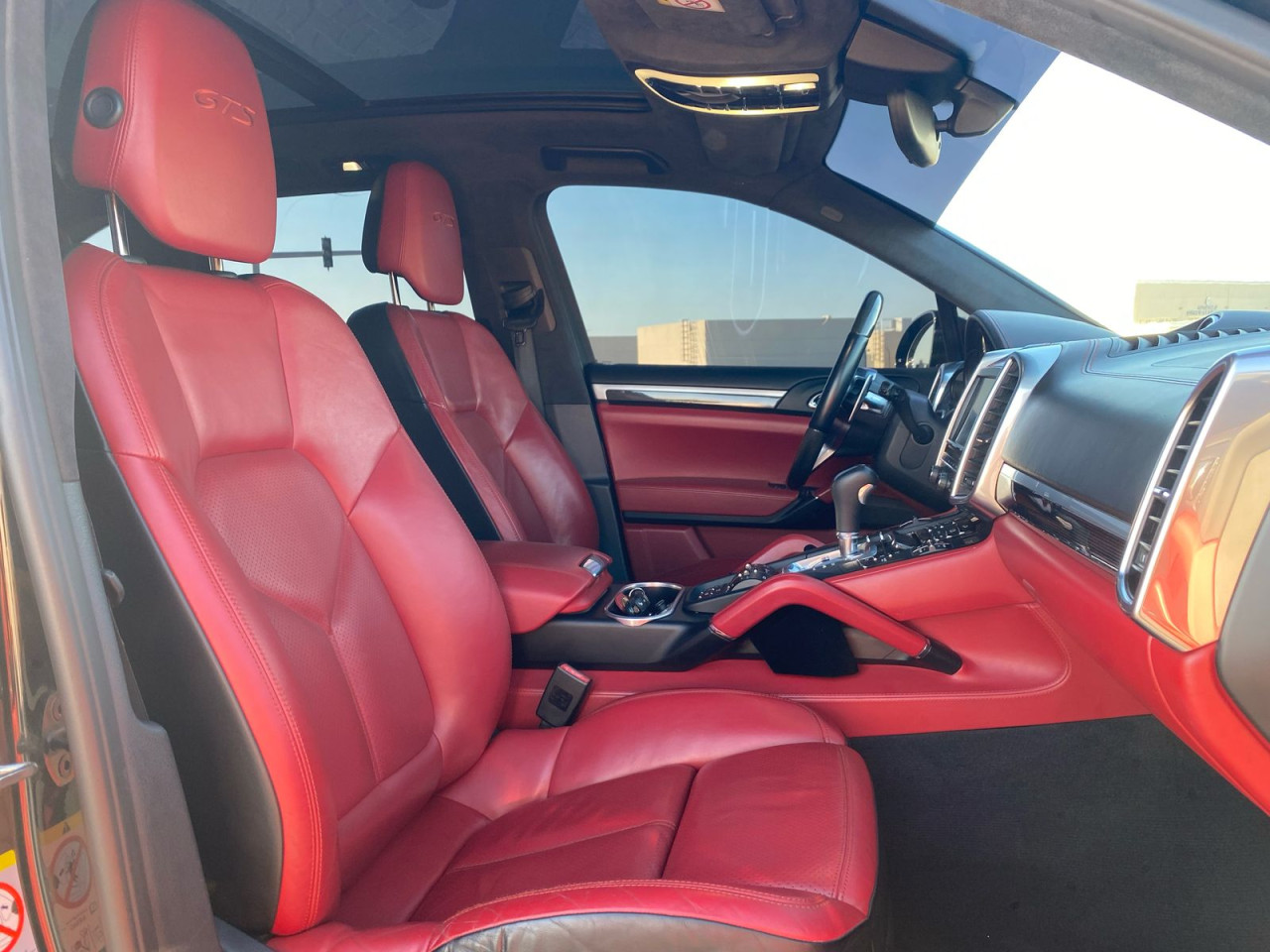 Porsche Cayenne - Image 3