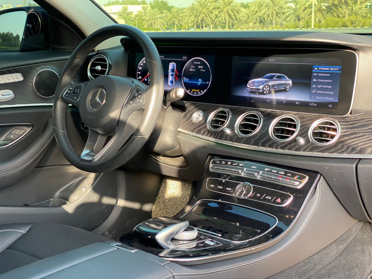 Mercedes Benz E-Class - Image 2