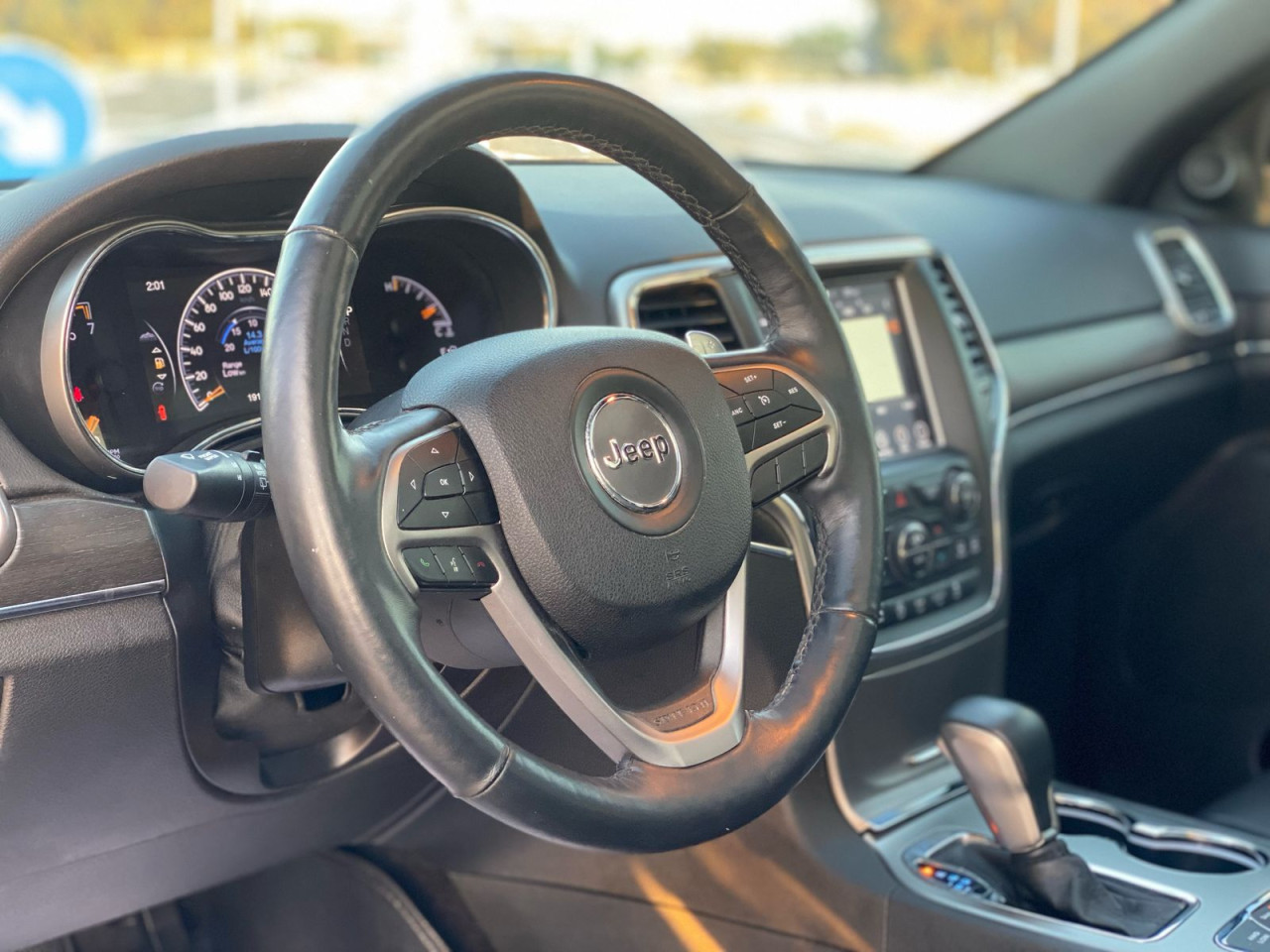Jeep Cherokee - Image 6