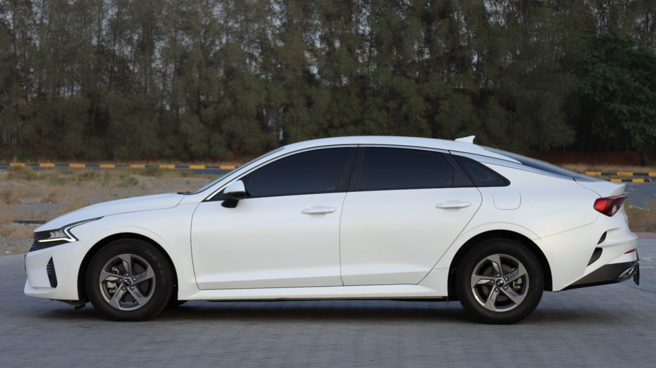 KIA K 5 - Image 10