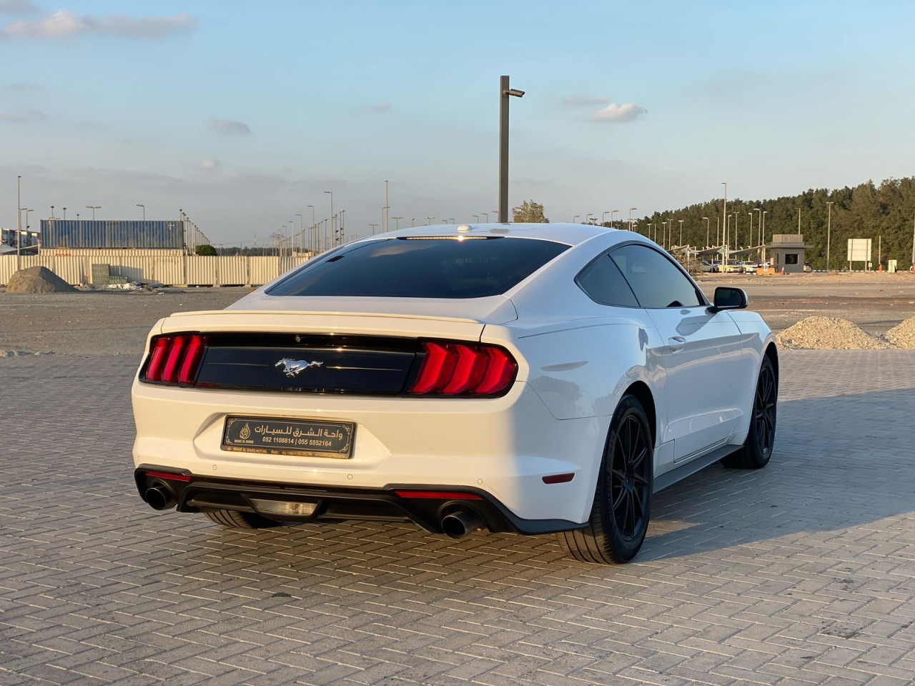 Ford Mustang - Image 6
