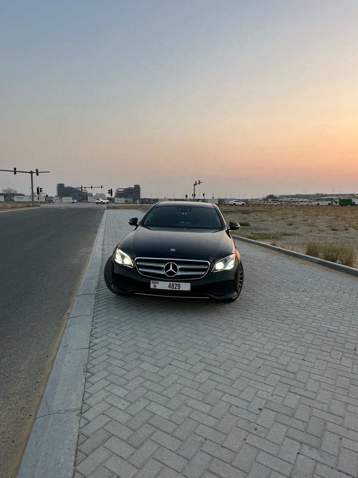 Mercedes Benz E-Class - Image 9