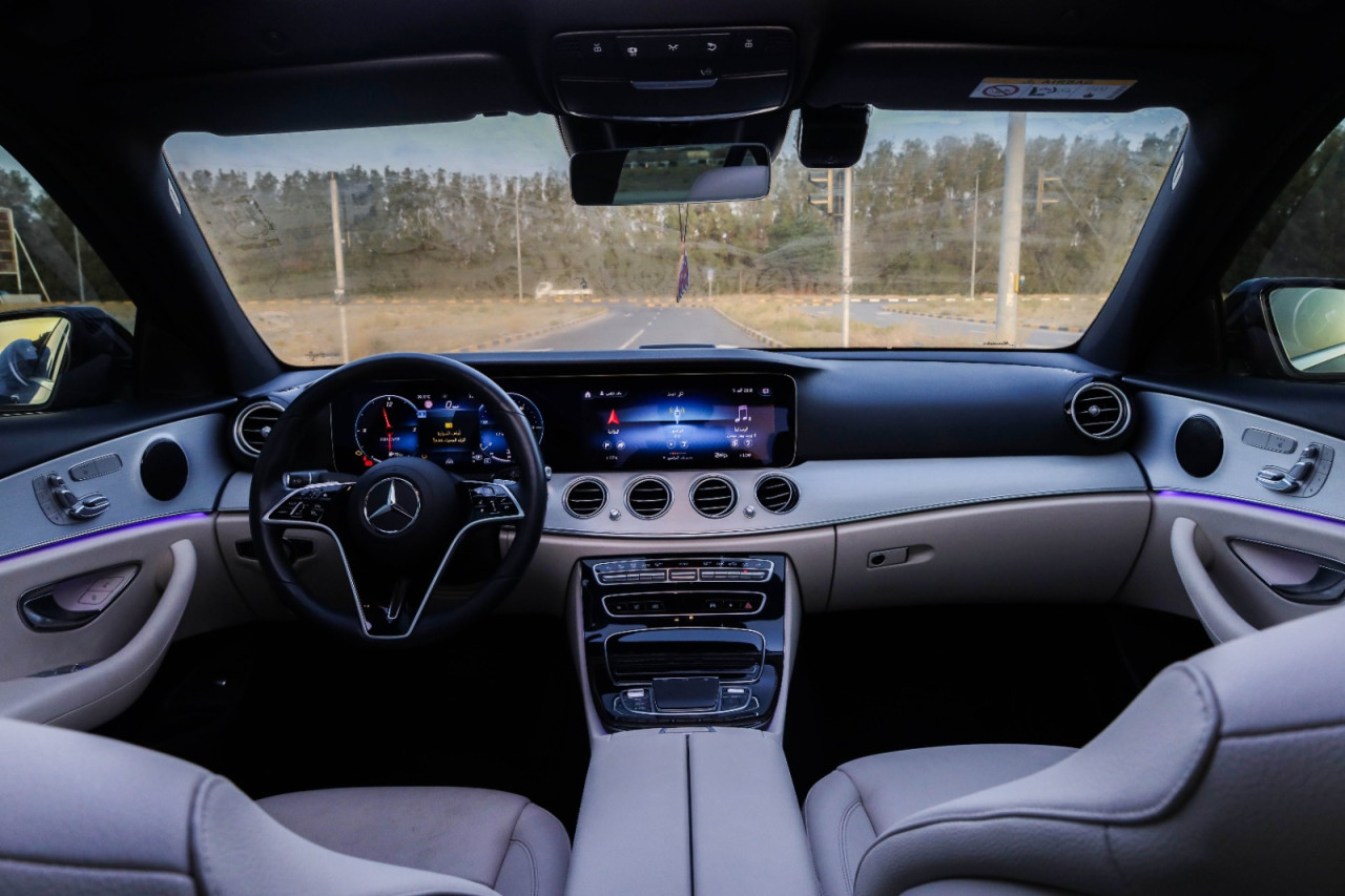 Mercedes Benz E-Class - Image 11