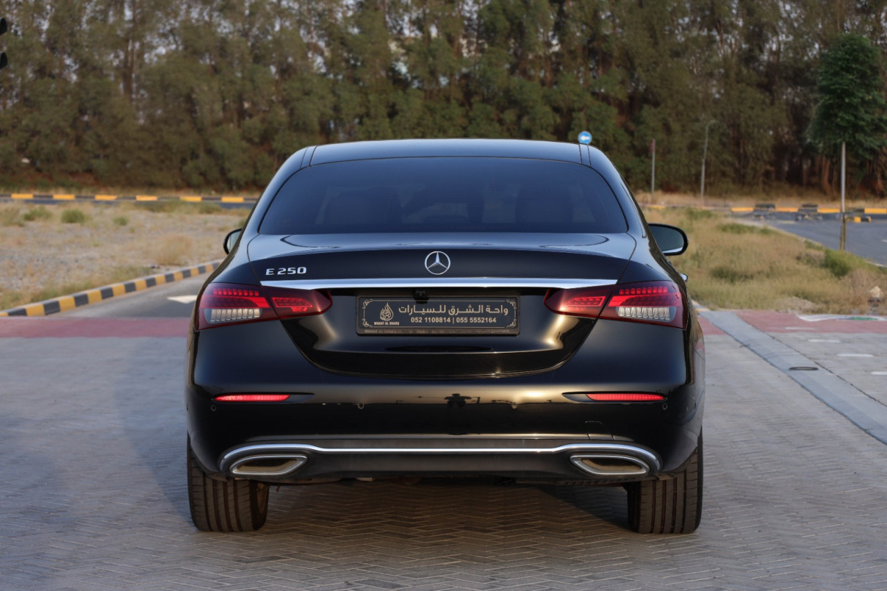 Mercedes Benz E-Class - Image 8