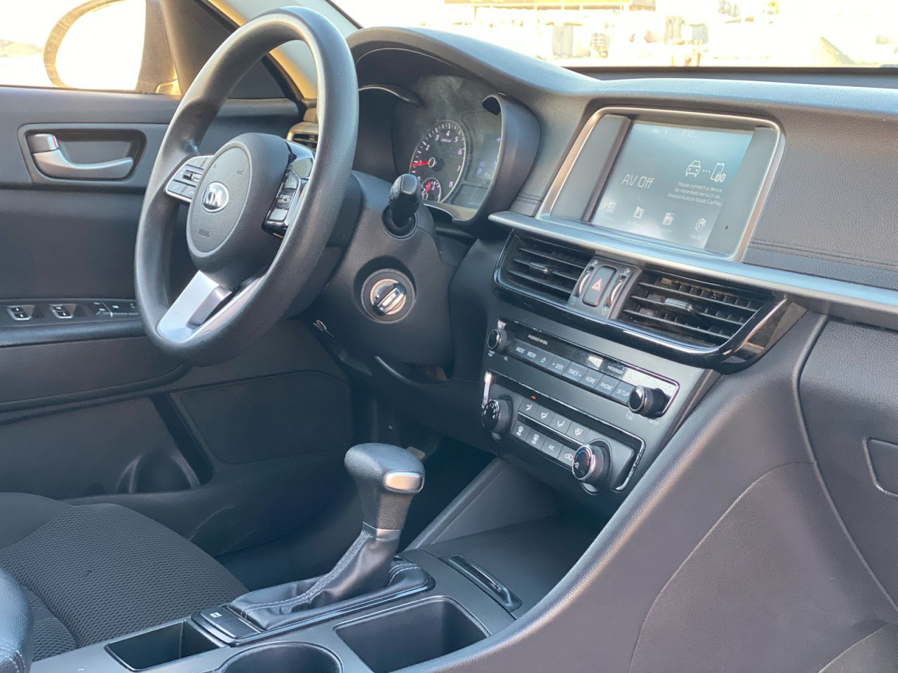 KIA Optima - Image 4
