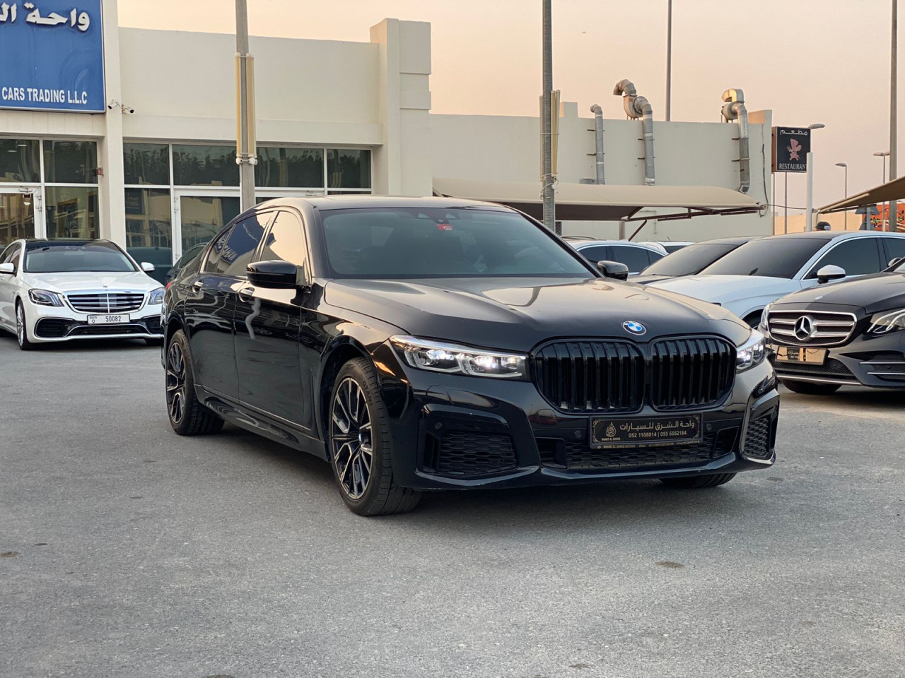 BMW 7-Series - Image 6