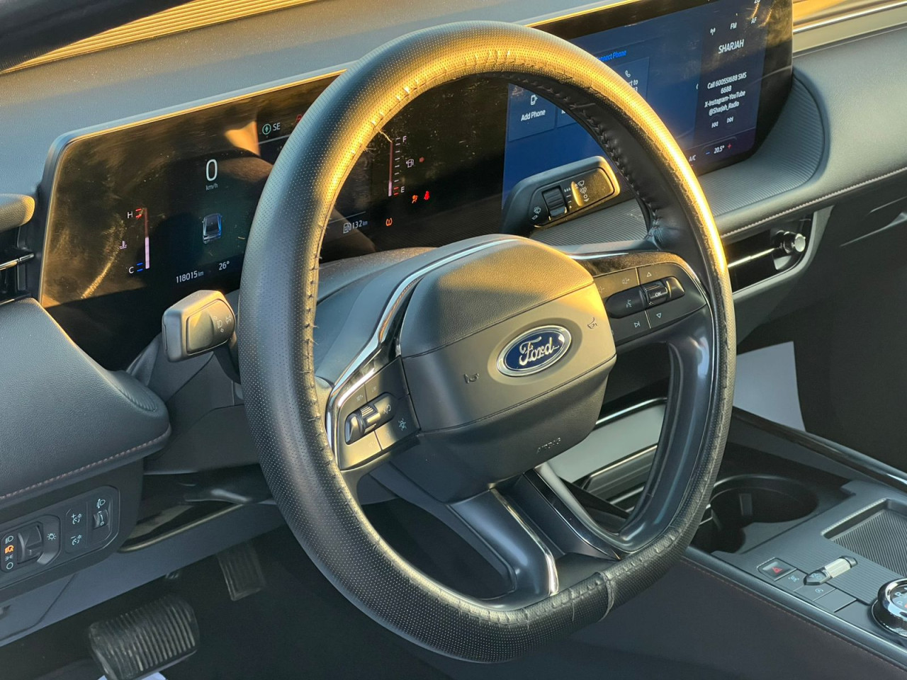 Ford Taurus - Image 3