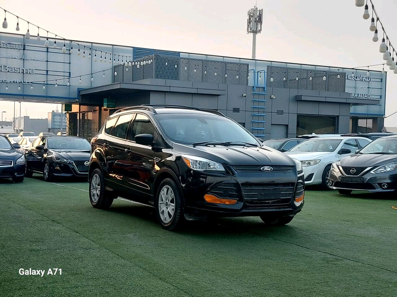 Ford Escape - Image 8