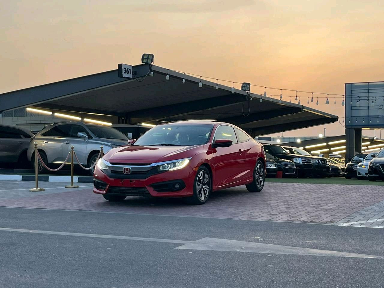 Honda Civic - Image 9