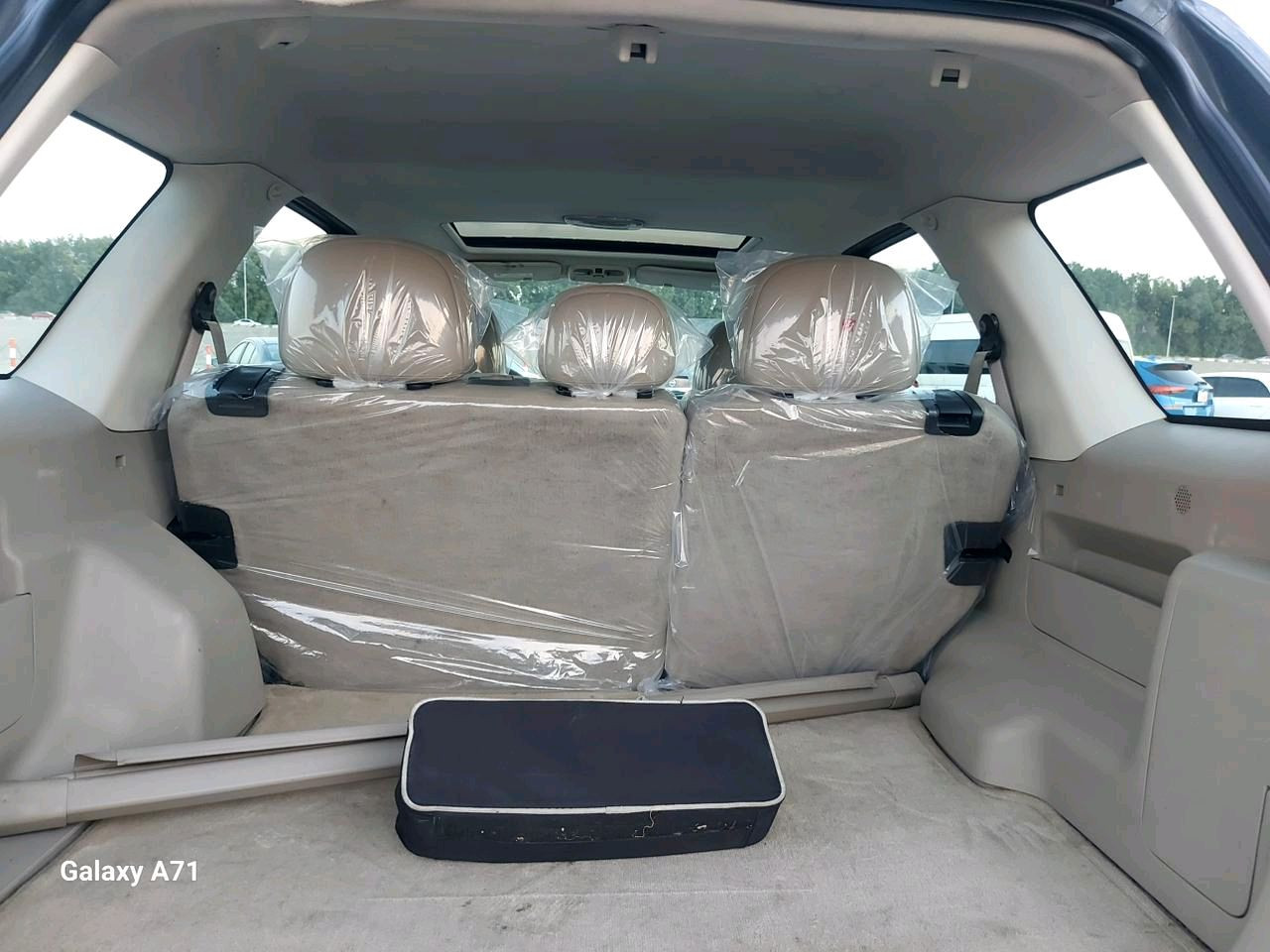 Ford Escape - Image 8