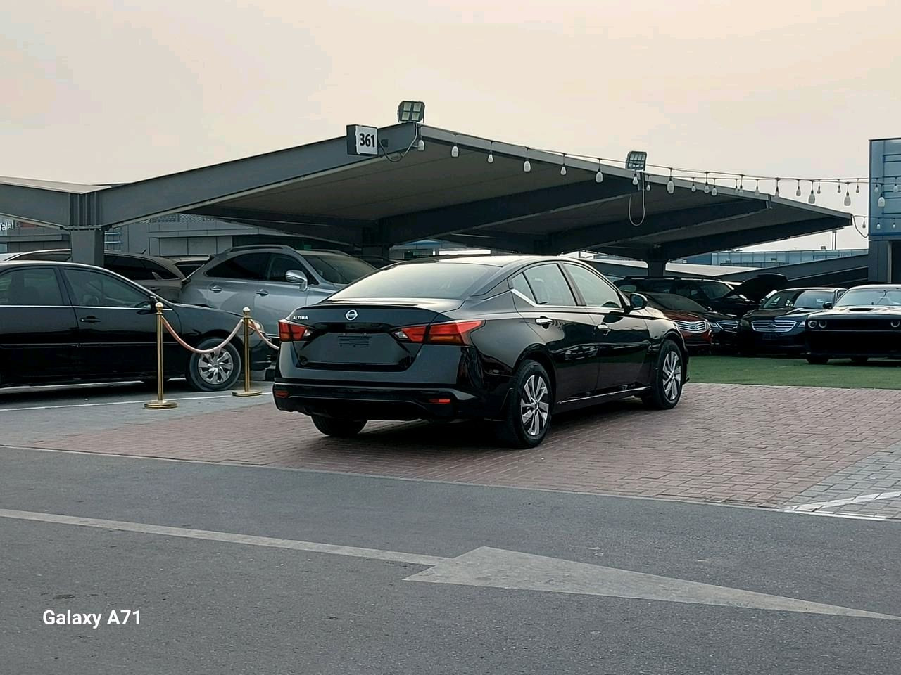 Nissan Altima - Image 4