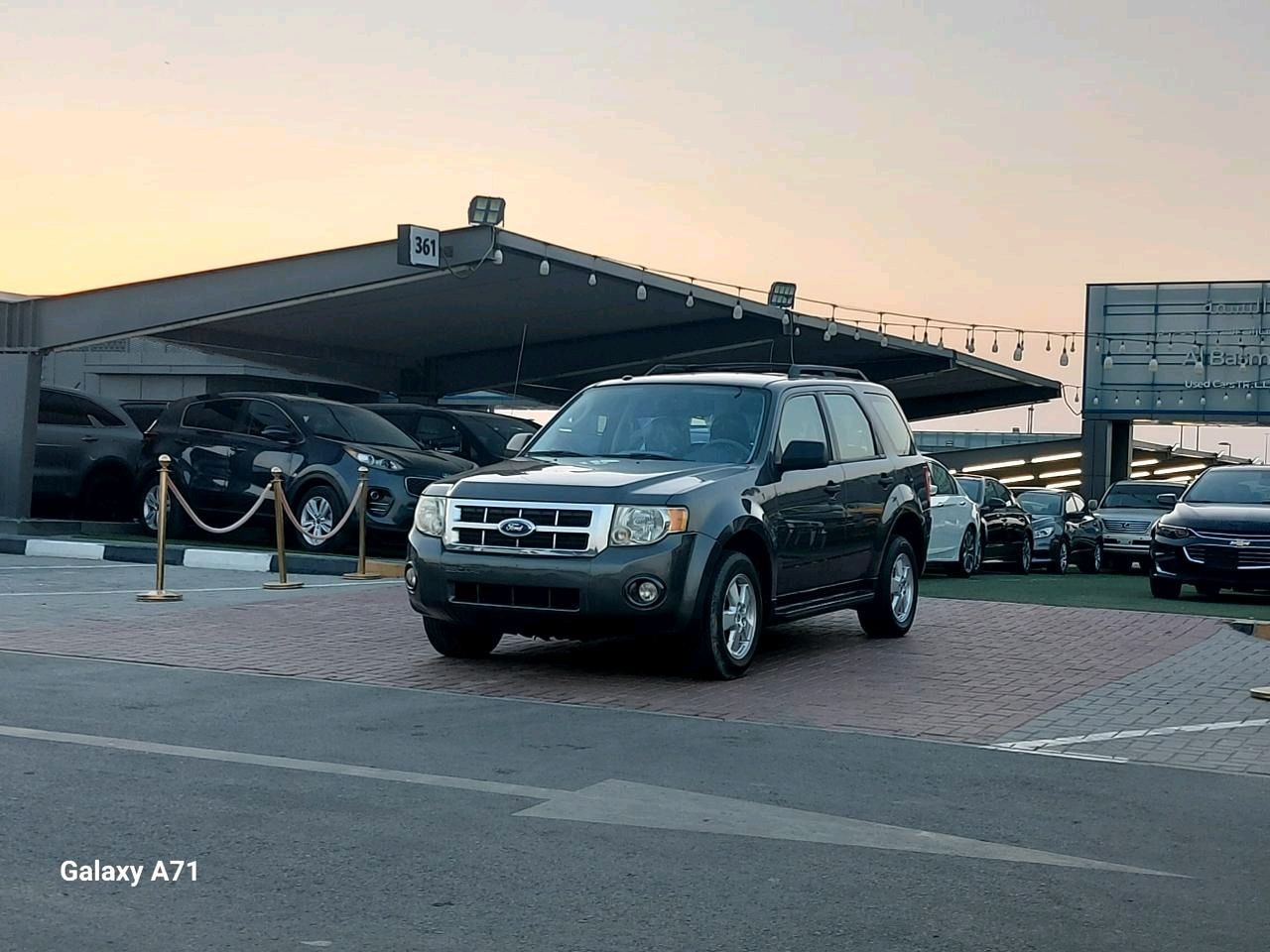 Ford Escape - Image 11