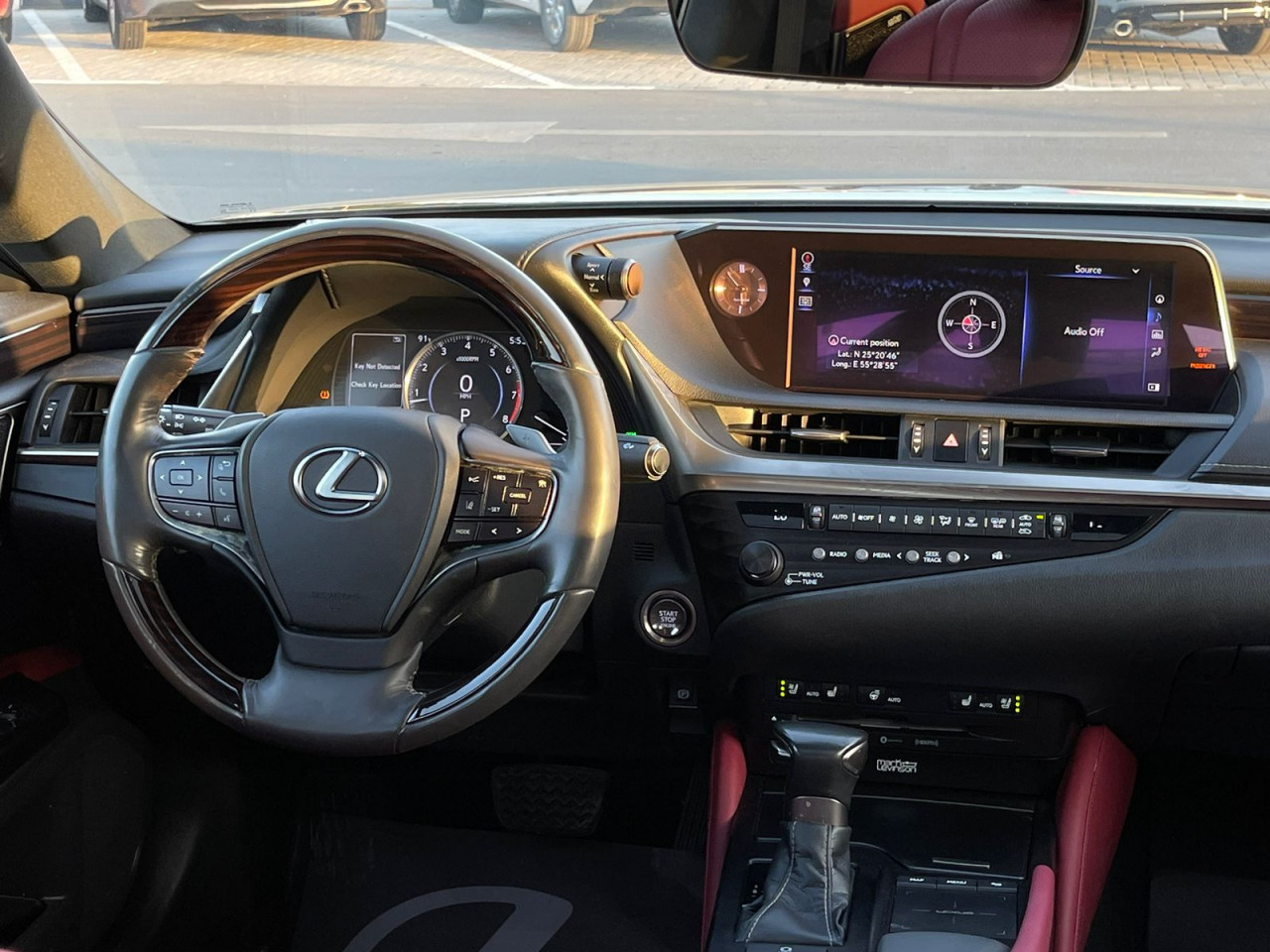Lexus ES-Series - Image 3
