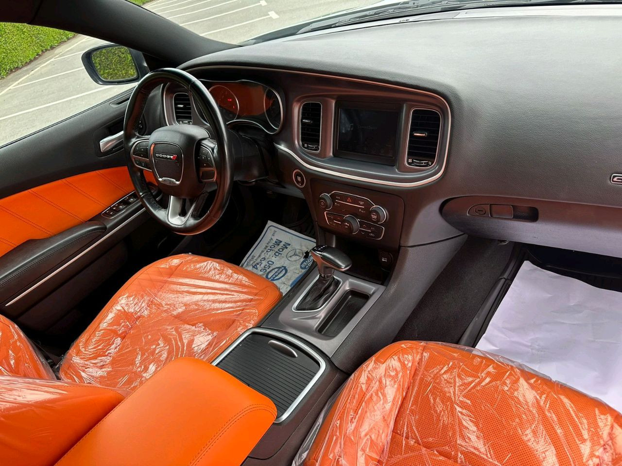 Dodge Charger - Image 11