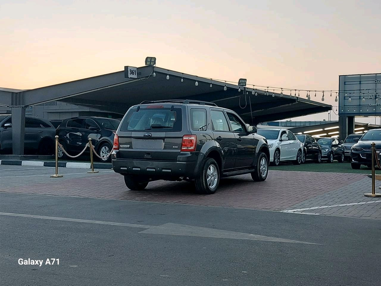 Ford Escape - Image 12