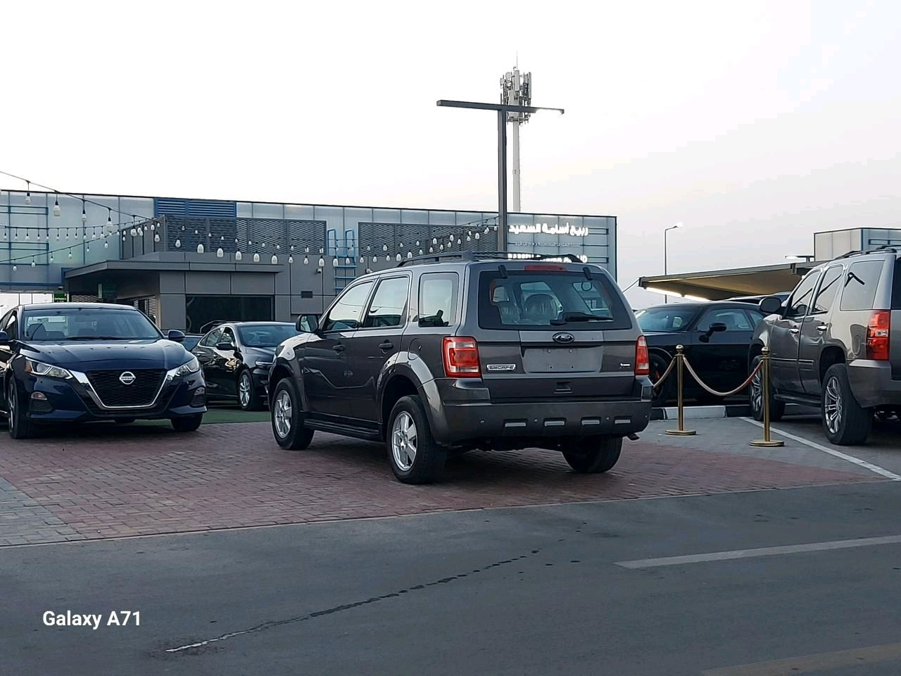 Ford Escape - Image 9