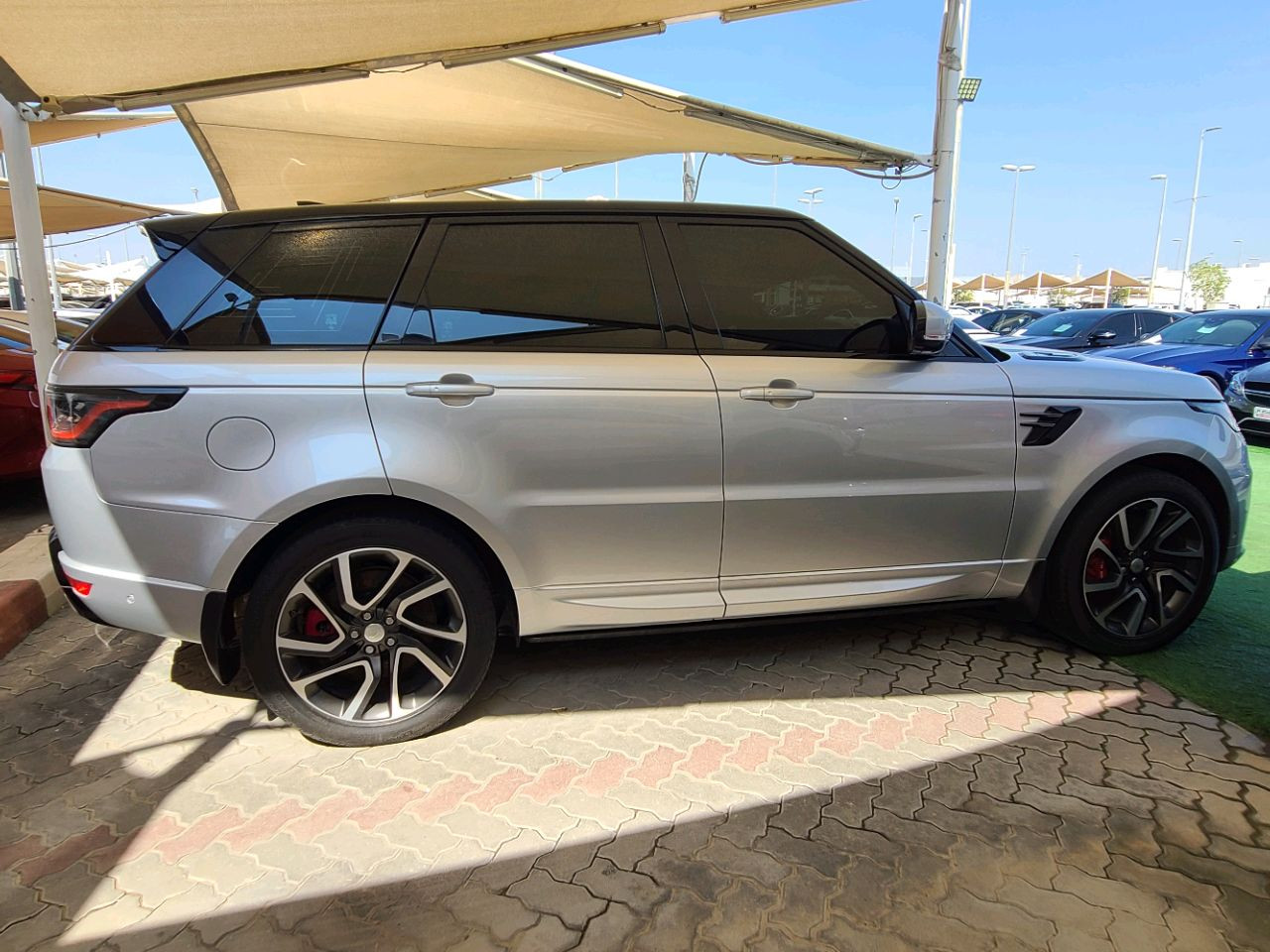 Range Rover Sport - Image 3