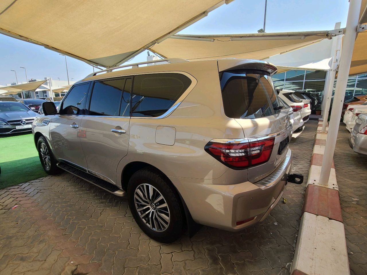 Nissan Patrol - Image 4