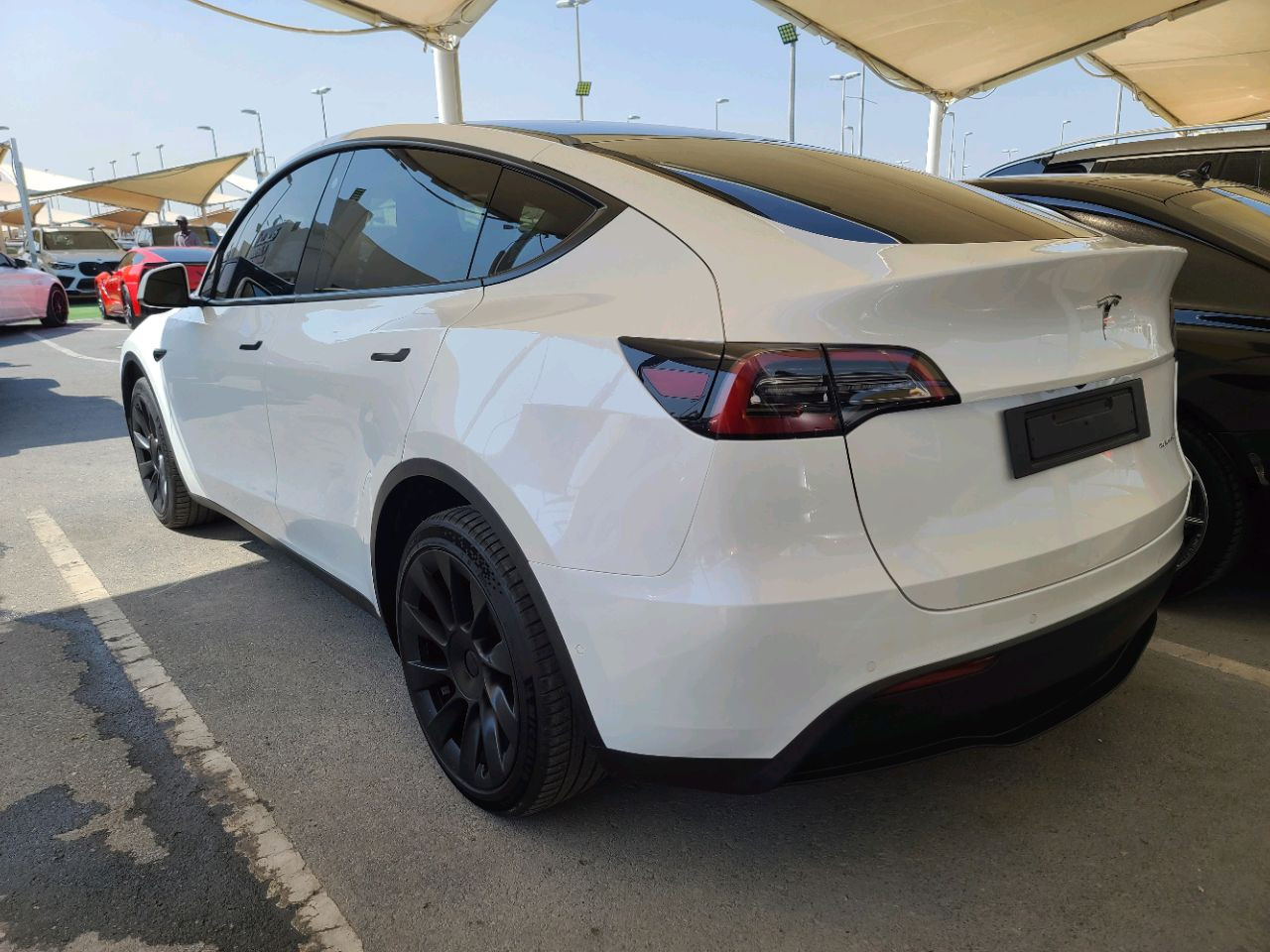 Tesla Y - Image 11
