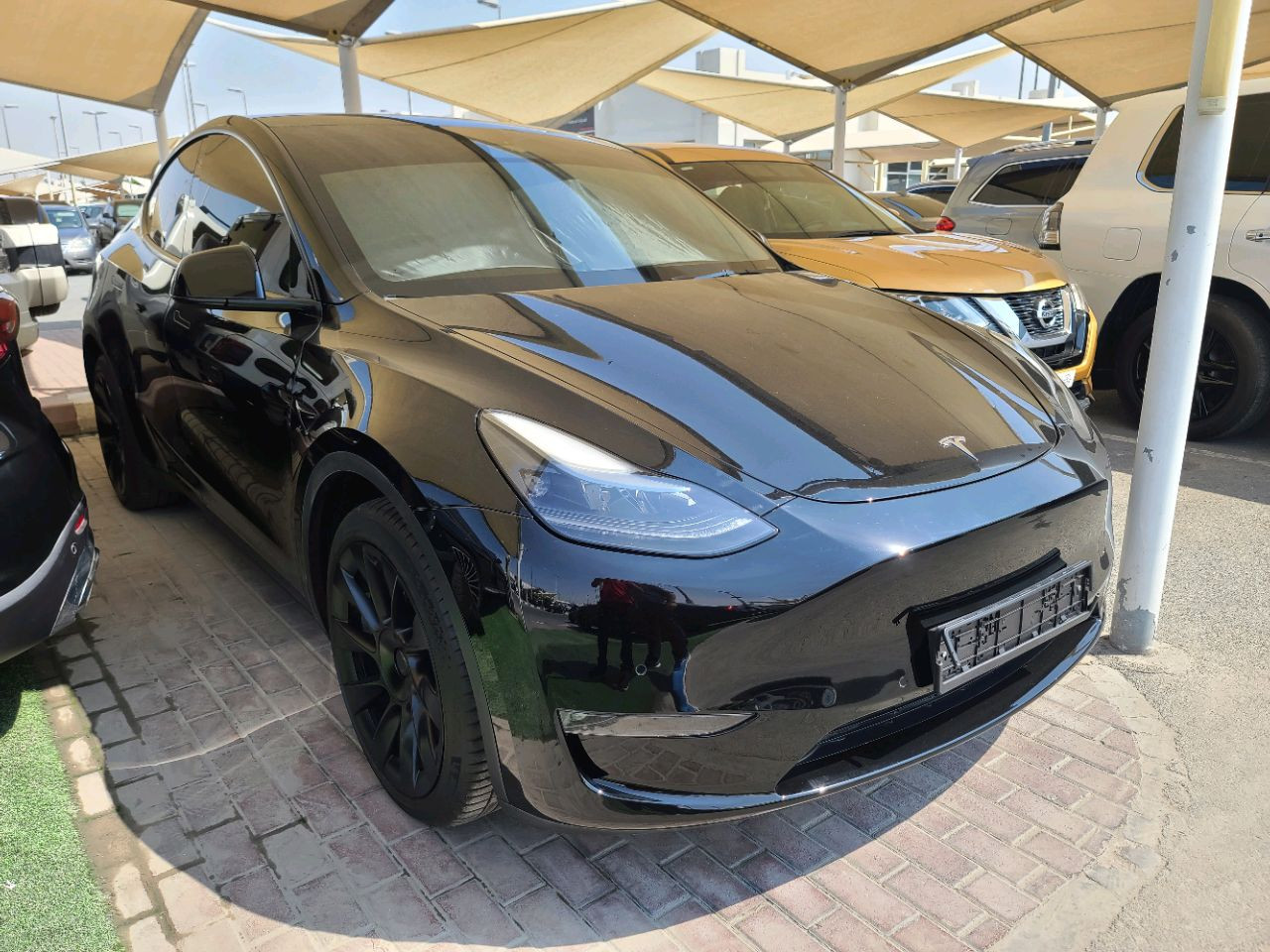 Tesla Y - Image 8