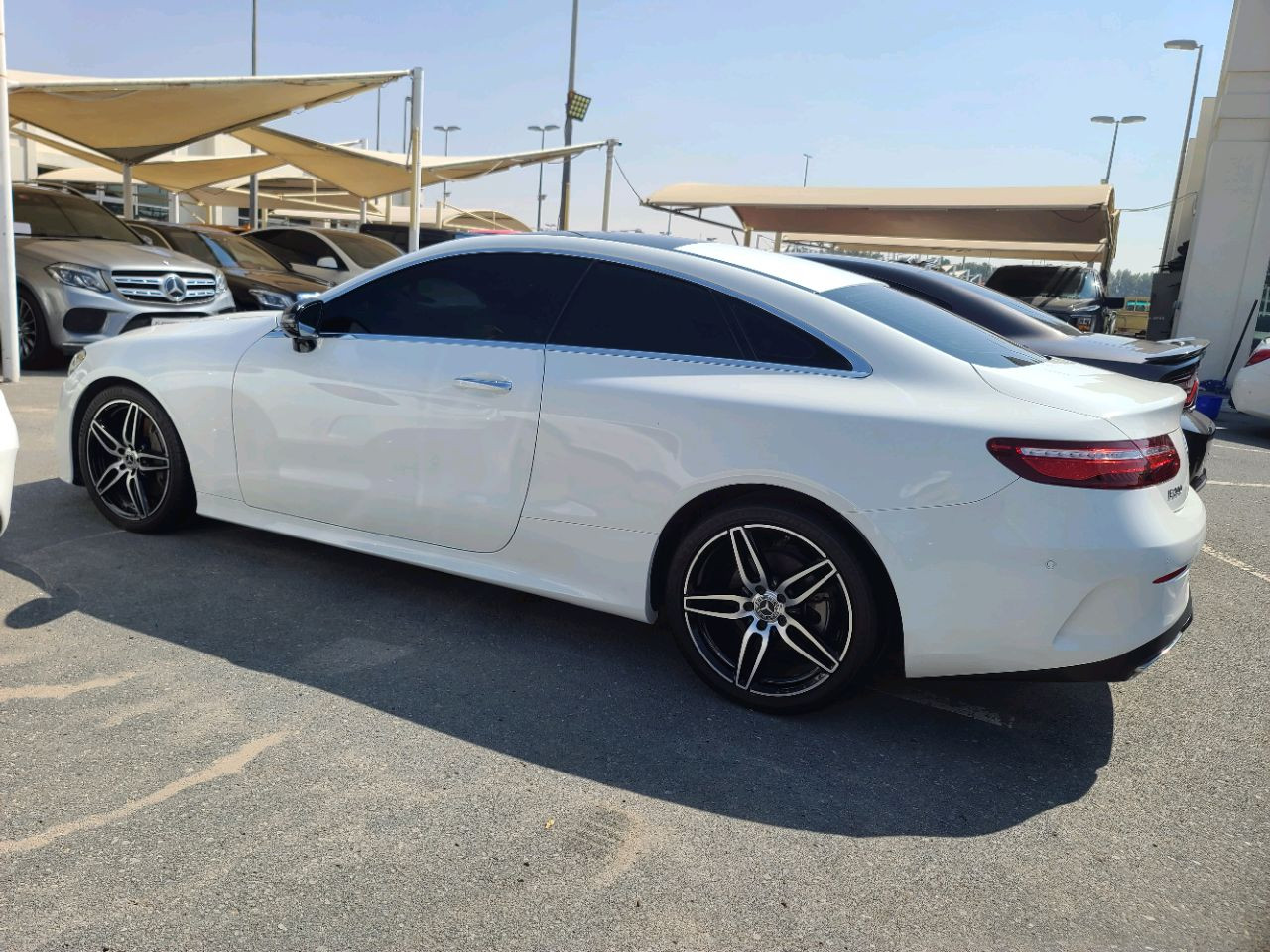 Mercedes Benz E-Class - Image 9