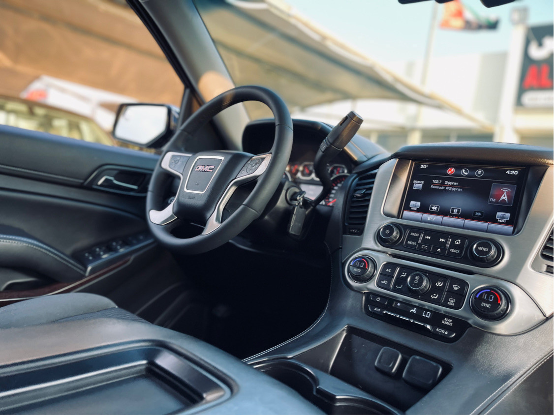 GMC Yukon - Image 10