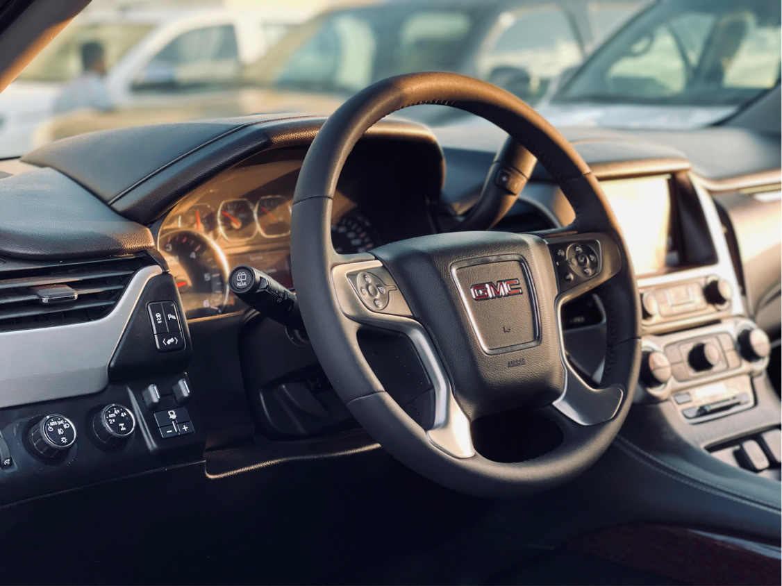 GMC Yukon - Image 6