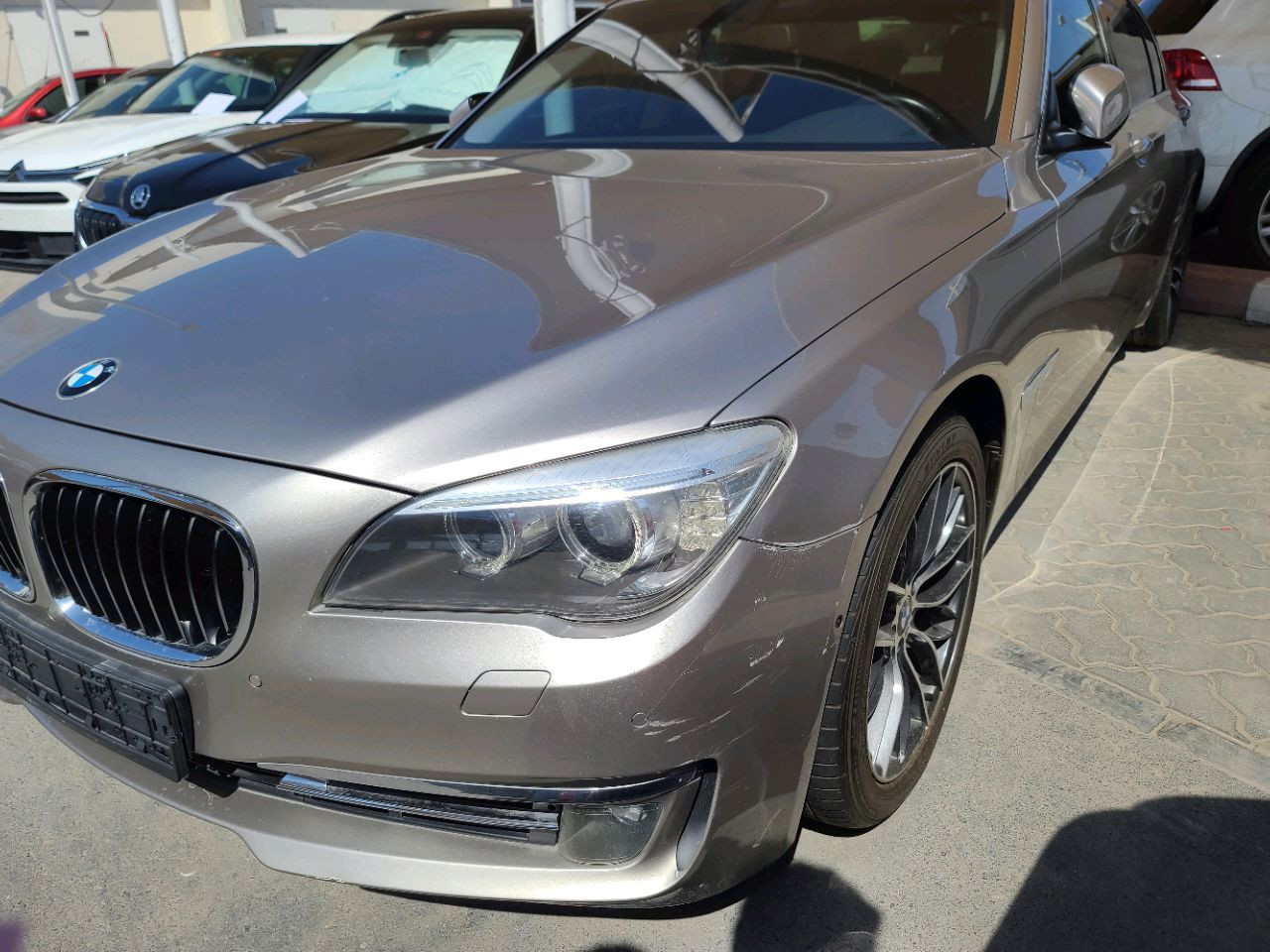 BMW 7-Series - Image 5