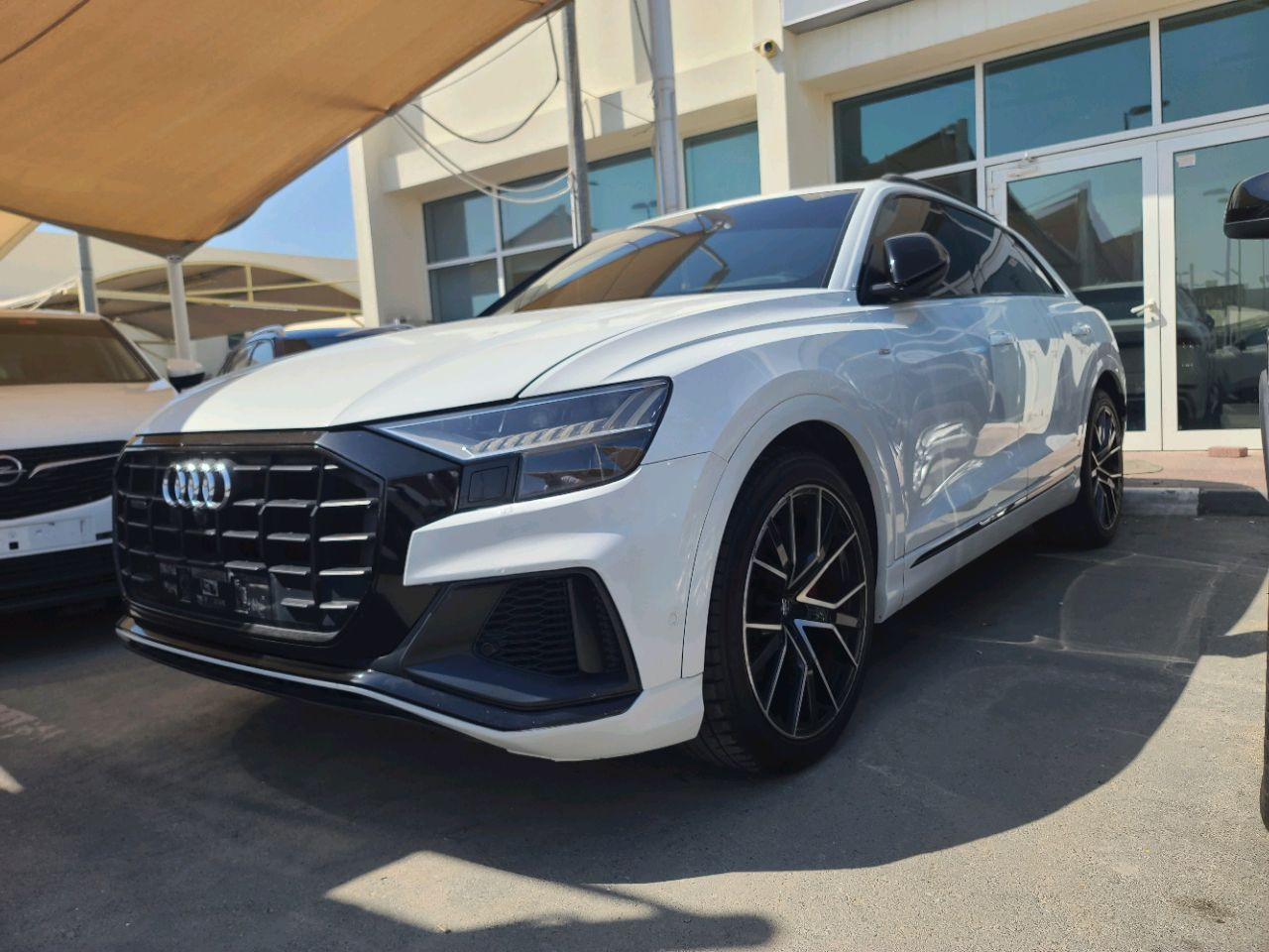Audi A8 - Image 5