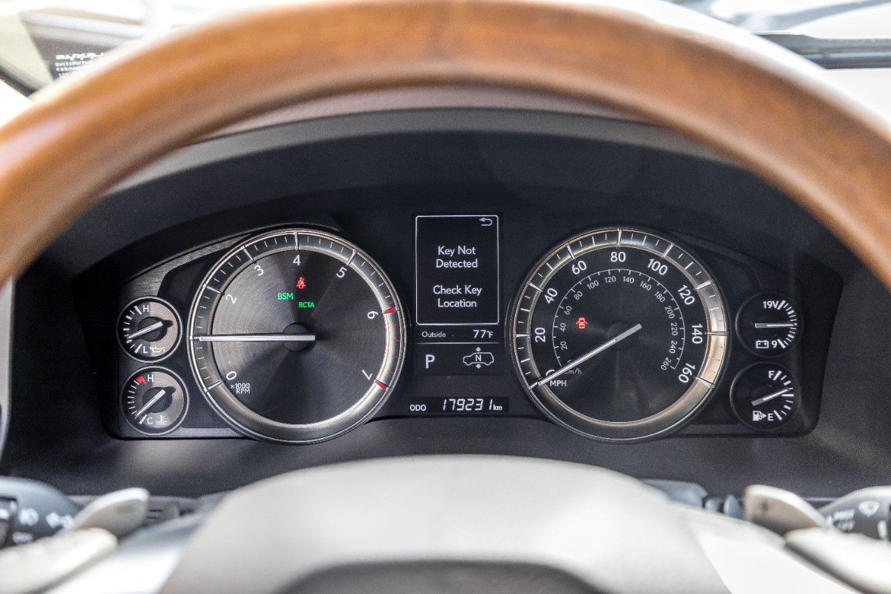 Lexus LX-Series - Image 4