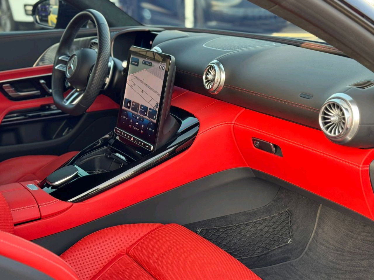 Mercedes Benz SL-Class - Image 6