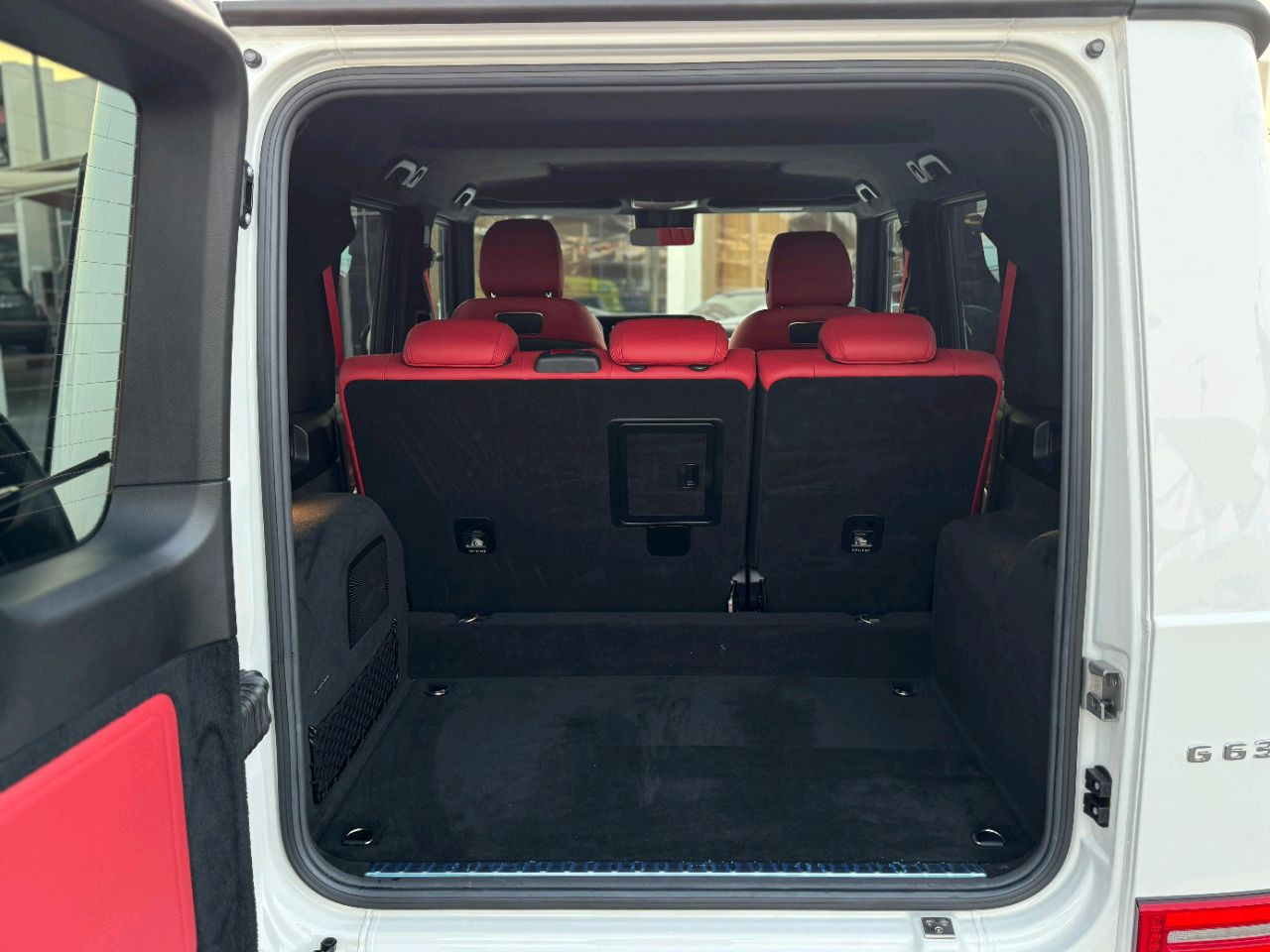 Mercedes Benz G-Class - Image 4