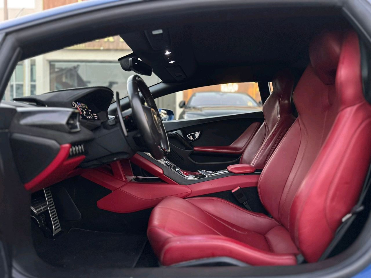 Lamborghini Huracan - Image 7