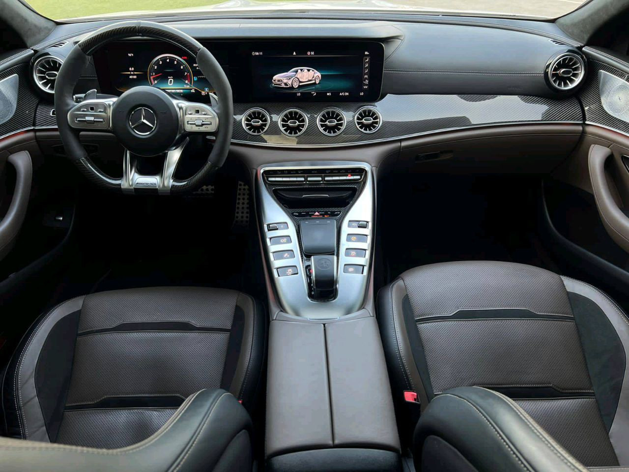 Mercedes Benz GT - Image 6