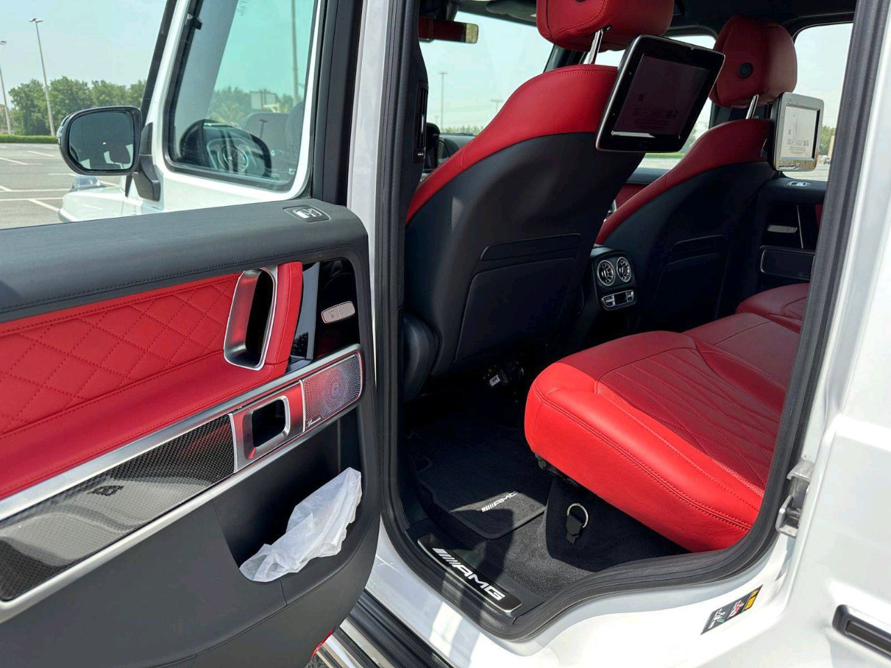 Mercedes Benz G-Class - Image 10