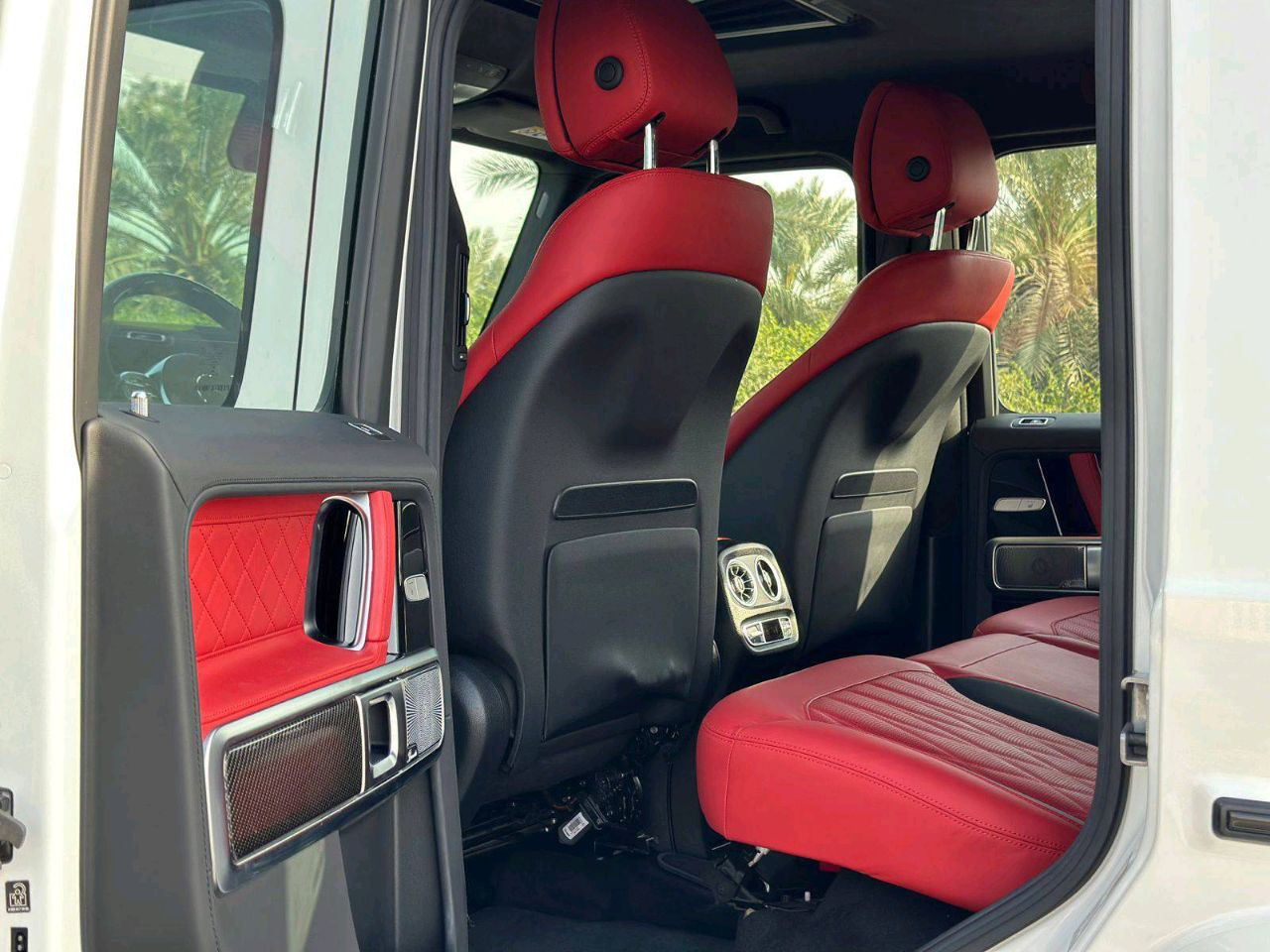 Mercedes Benz G-Class - Image 10