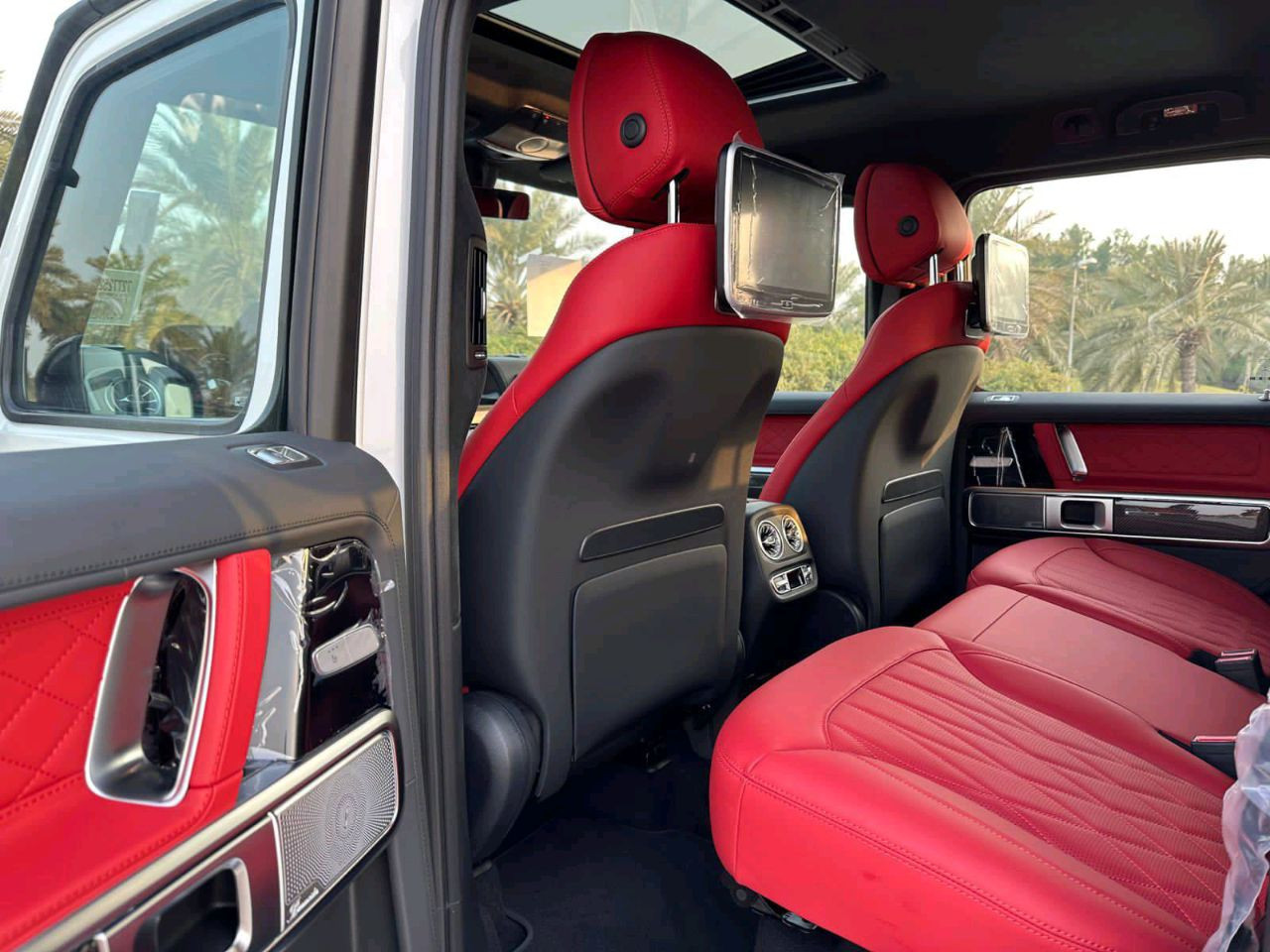 Mercedes Benz G-Class - Image 5