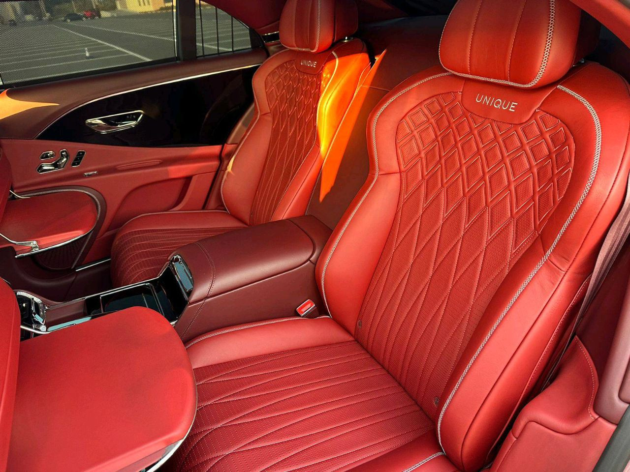 Bentley Continental Flying Spur - Image 8