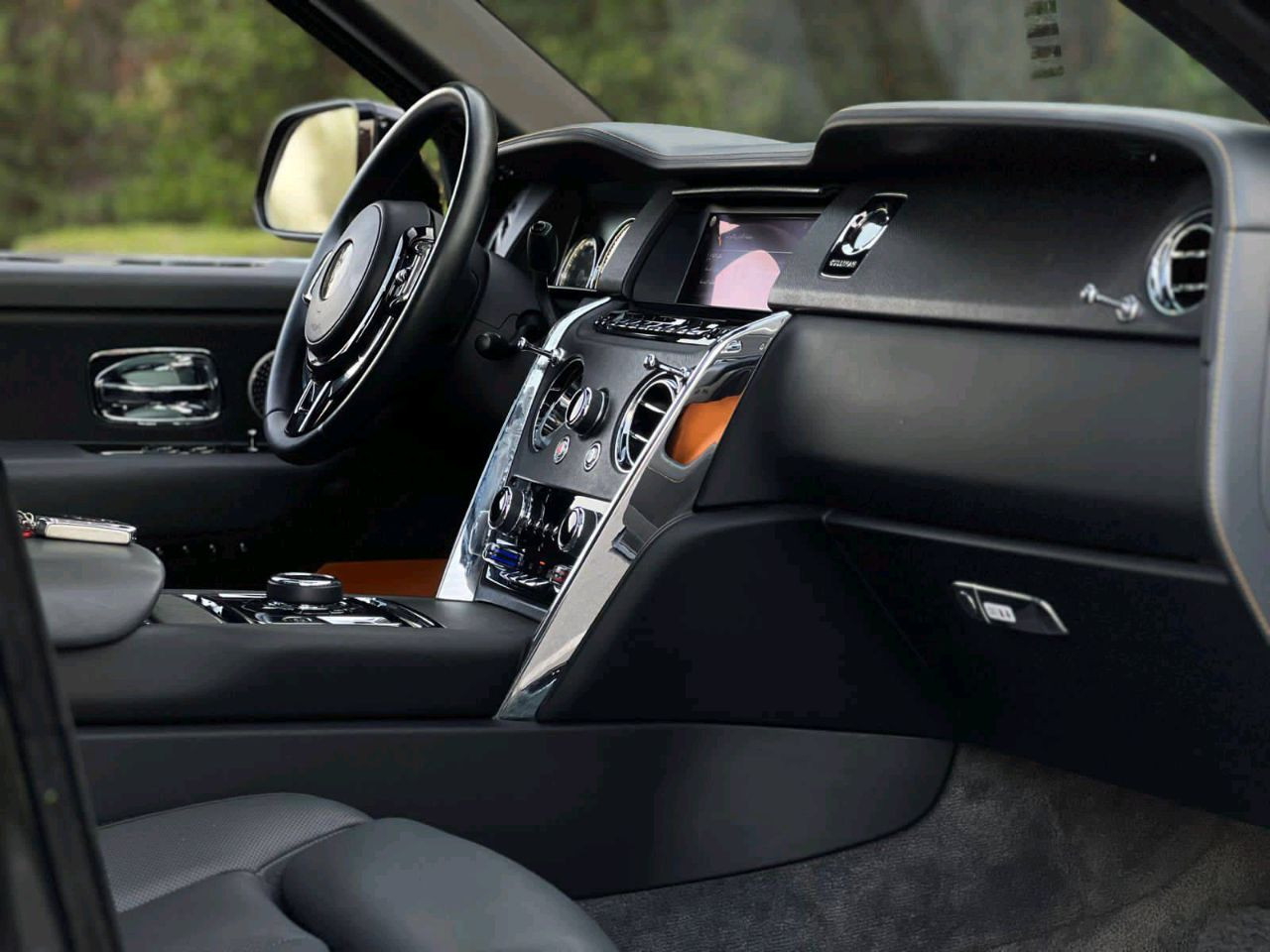 Rolls Royce Cullinan - Image 10