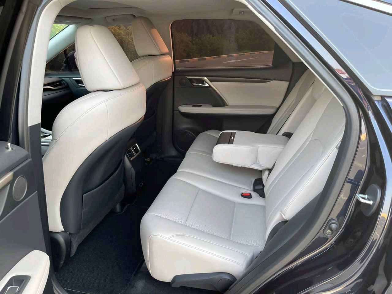 Lexus RX-Series - Image 11
